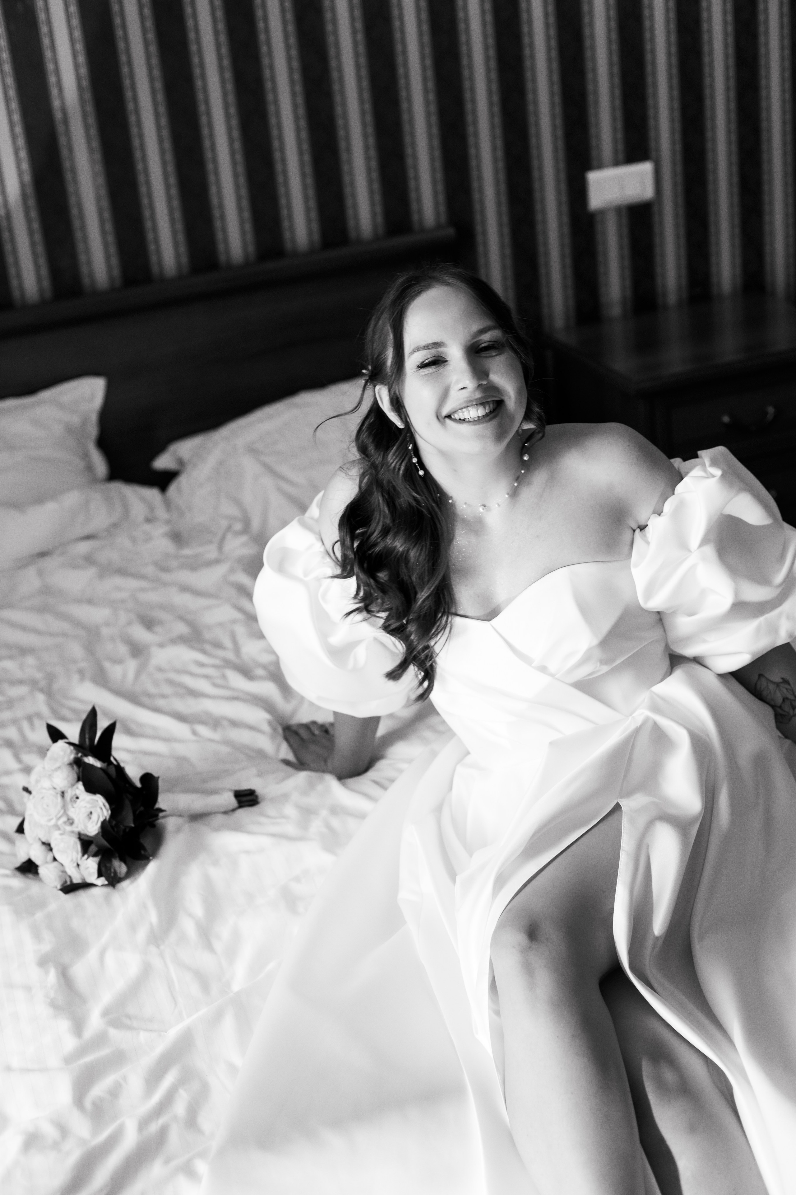 Центральная гостиница. Свадебный и семейный фотограф Екатеринбург Настя Саедгалина