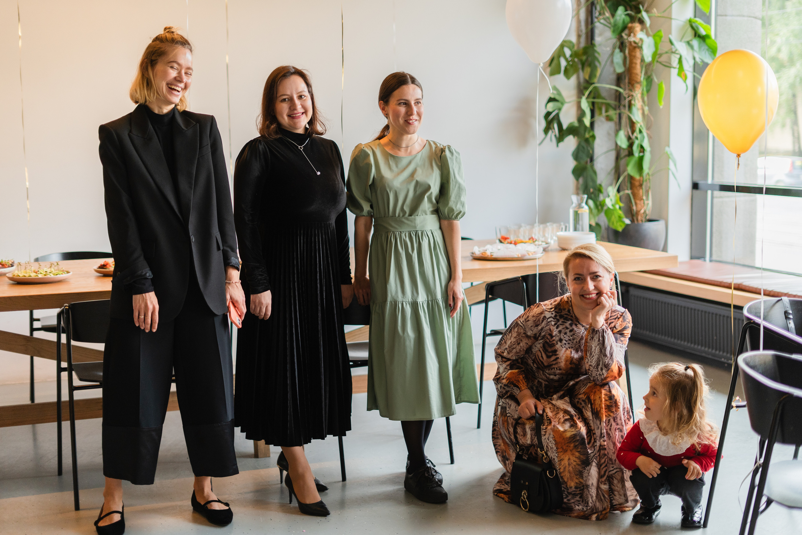 Корпоратив Teach Me English. Портретный фотограф в Москве и Санкт-Петербурге Арина Чех