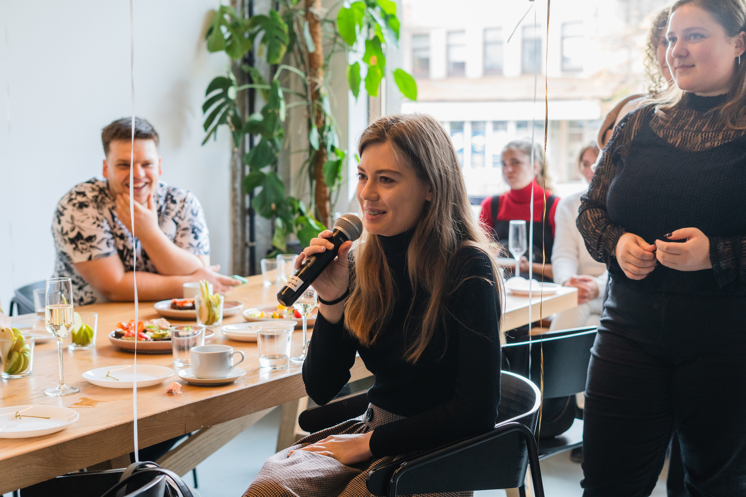 Корпоратив Teach Me English. Портретный фотограф в Москве и Санкт-Петербурге Арина Чех