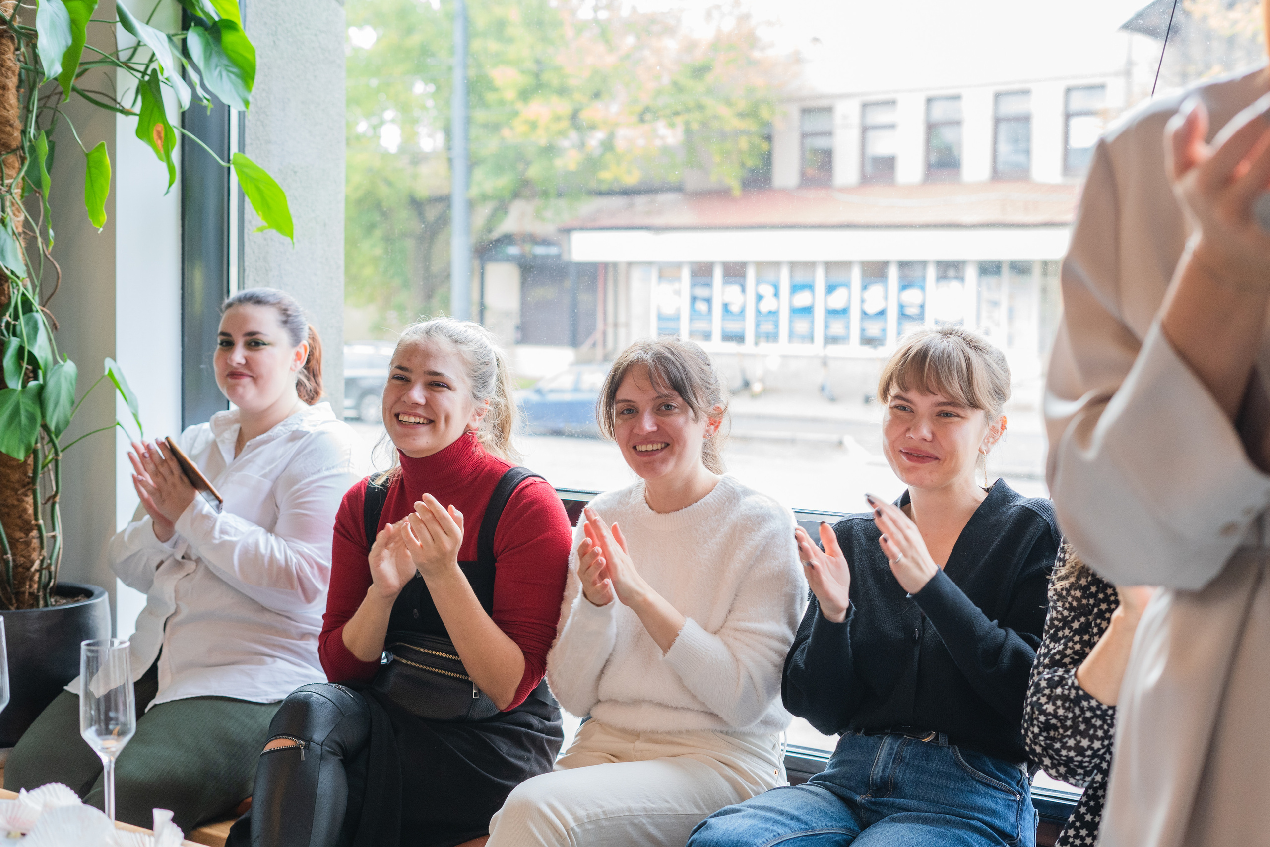 Корпоратив Teach Me English. Портретный фотограф в Москве и Санкт-Петербурге Арина Чех