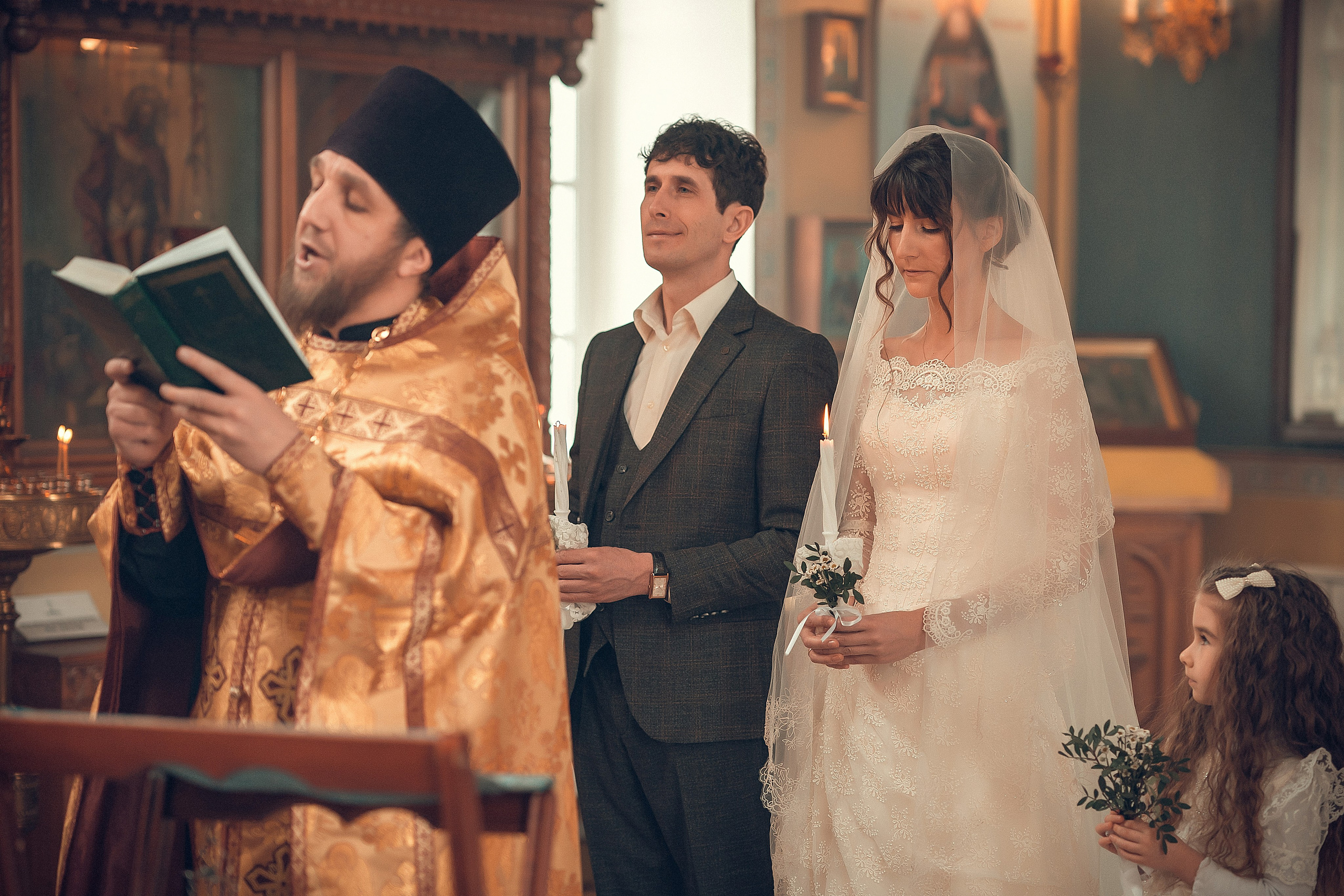 Таинство Венчания Красноярск. Фотограф на Крещение и Венчание в Красноярске Рамазанова Юлия