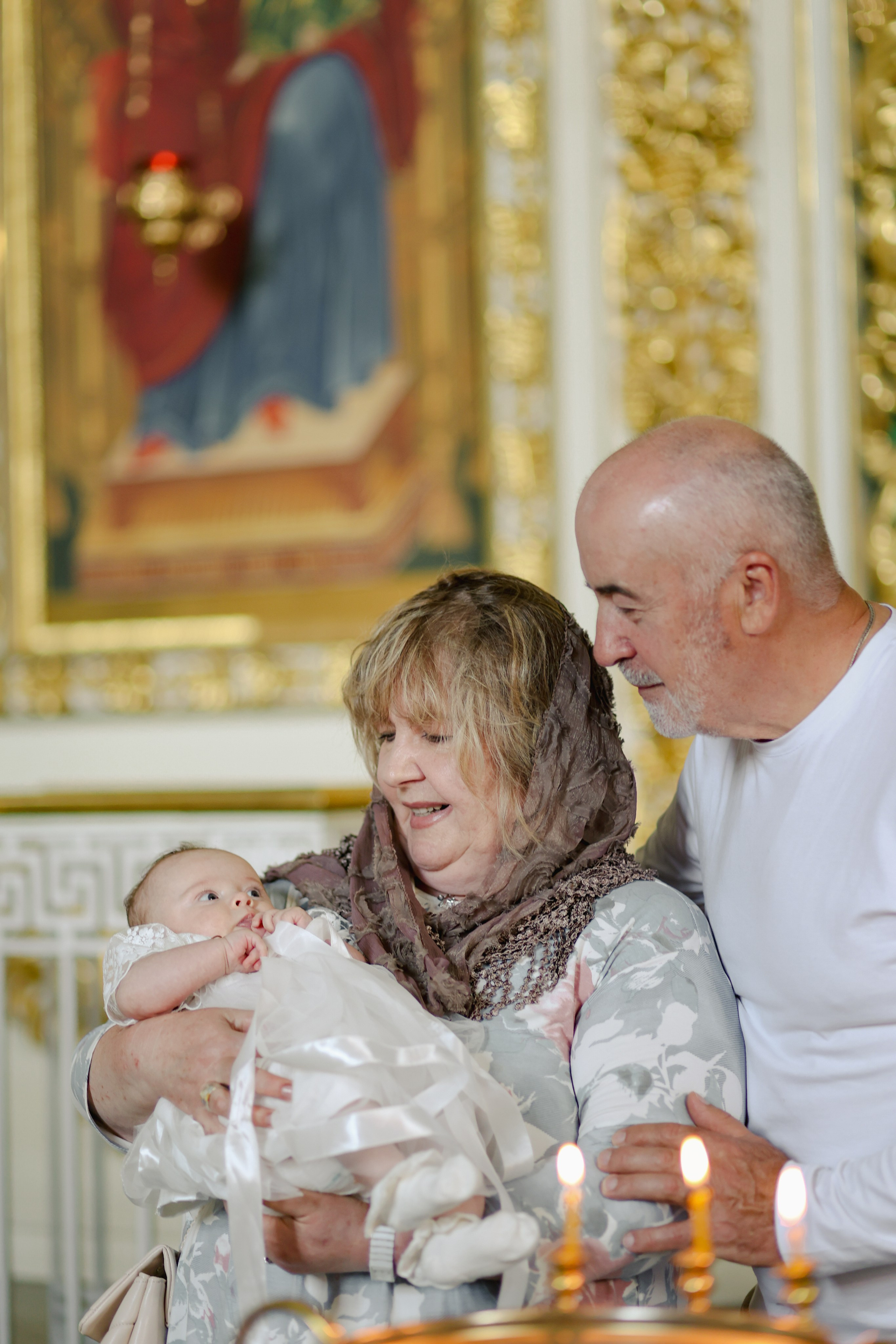 Крещение Софии. Репортажный и портретный фотограф в Санктпетербурге. Видиосъемка мероприятий в Санкт-Петербурге