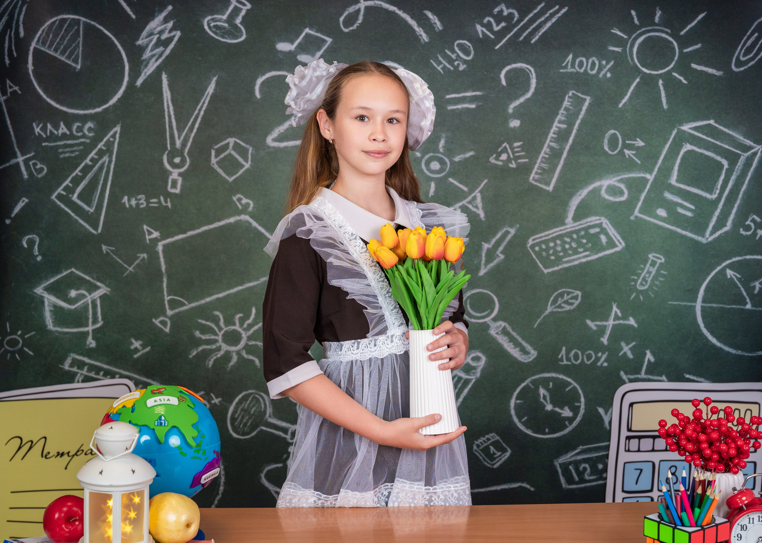 1-4 классы. Выпускные альбомы и Школьный фотограф в Алексеевке, Бирюче, Красном