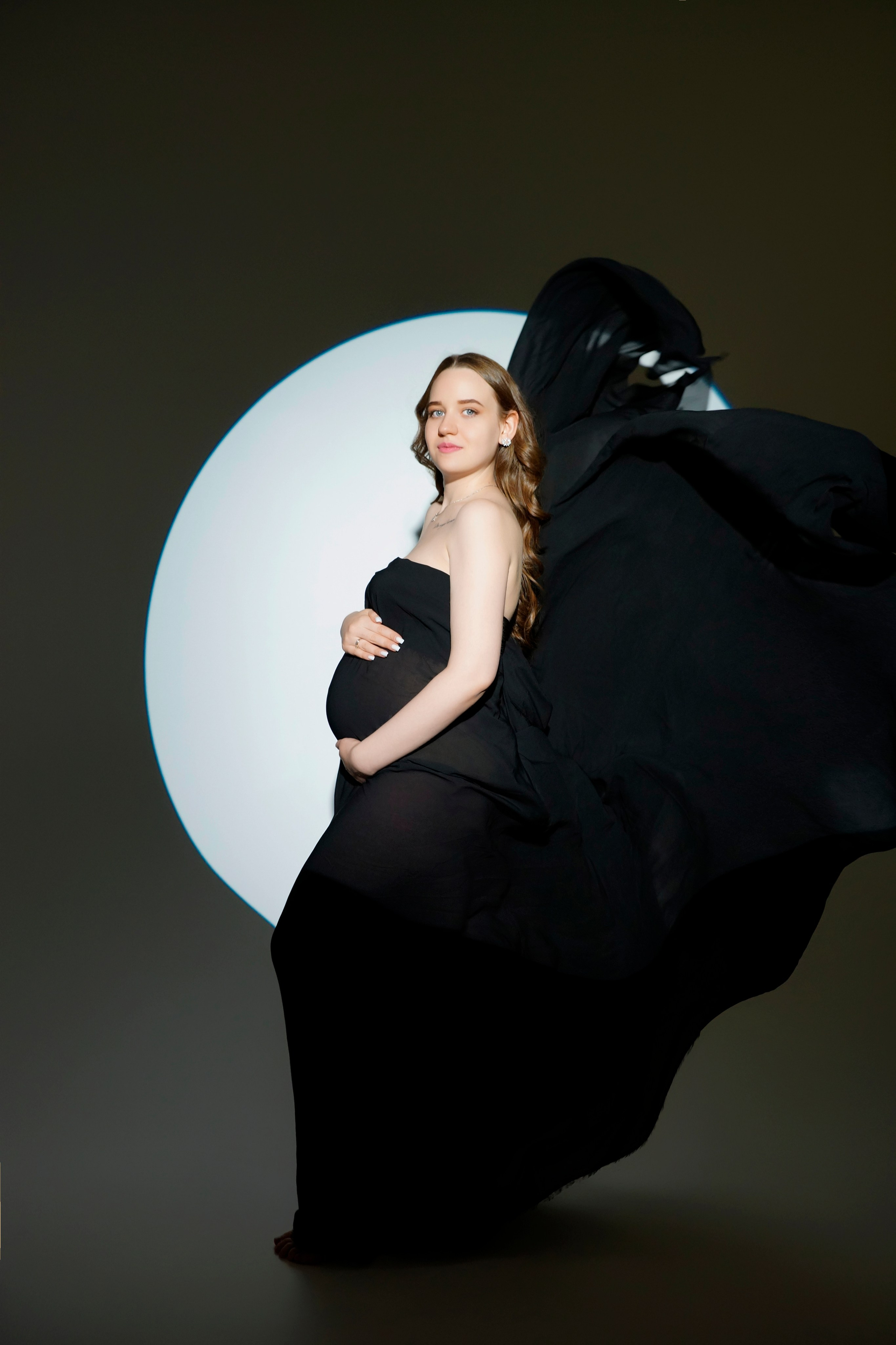 Съёмка беременности в моей фотостудии «НЕБО». Женский фотограф в Химках Алёна Ленёва