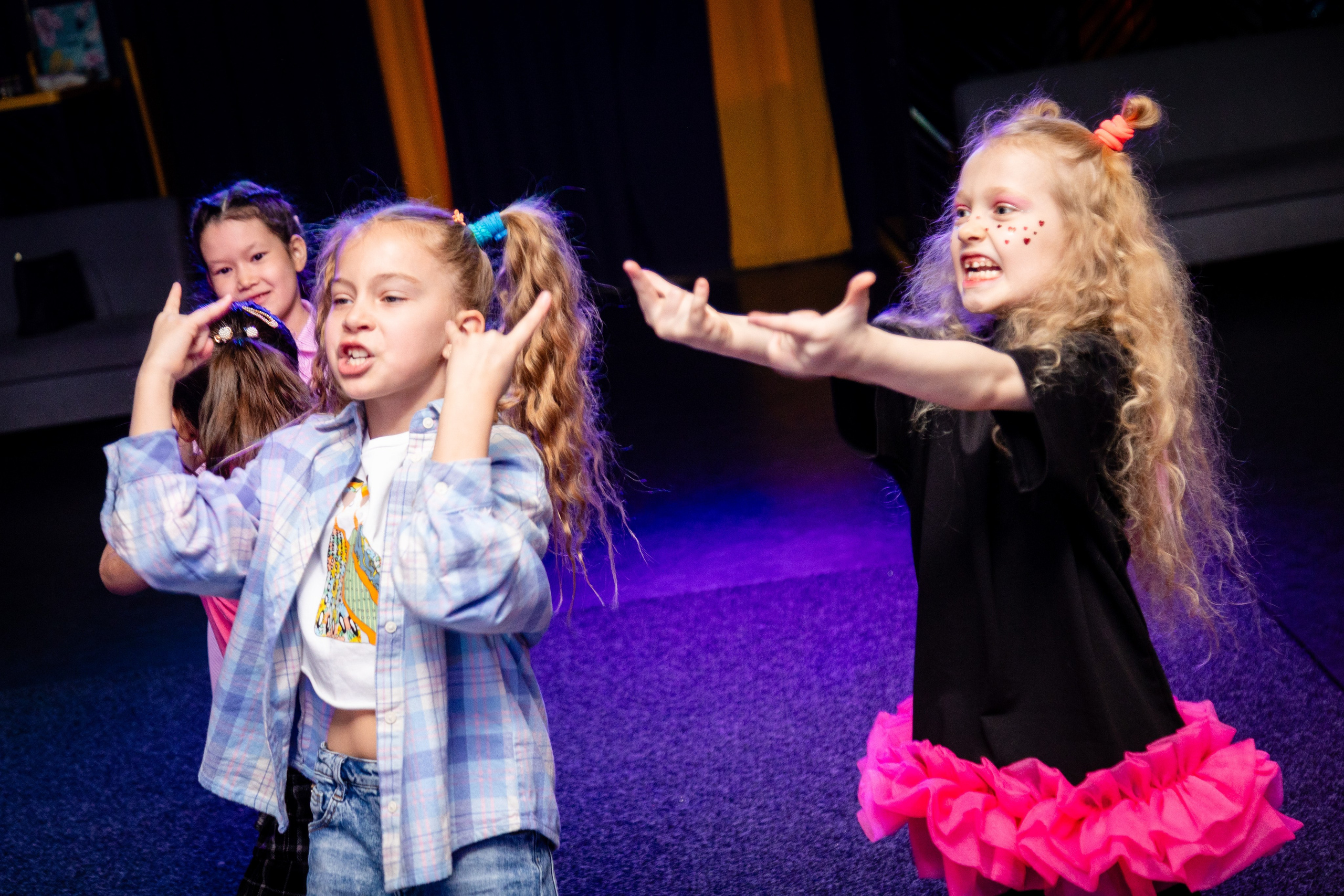 Алисе 7 лет. Детский фотограф видеограф в Хабаровске Михаил Орлов