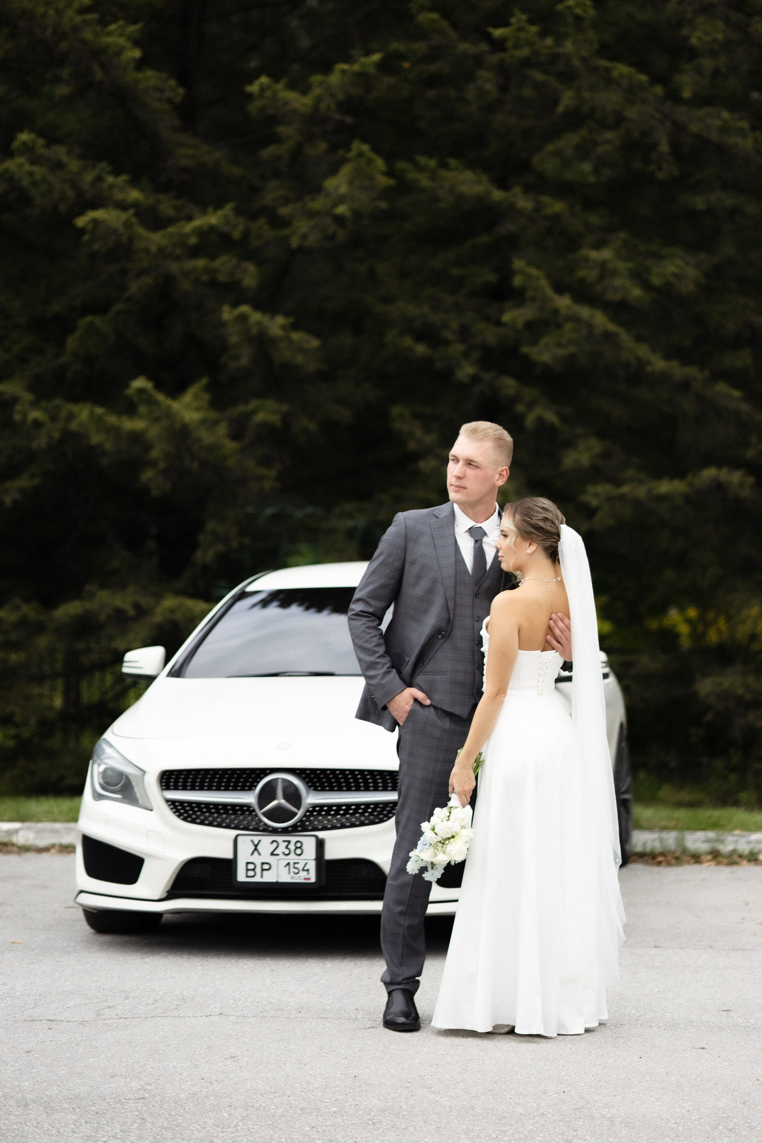 Свадебный фотограф Новосибирск. Свадебный и портретный фотограф в Новосибирске Любовь Исакова