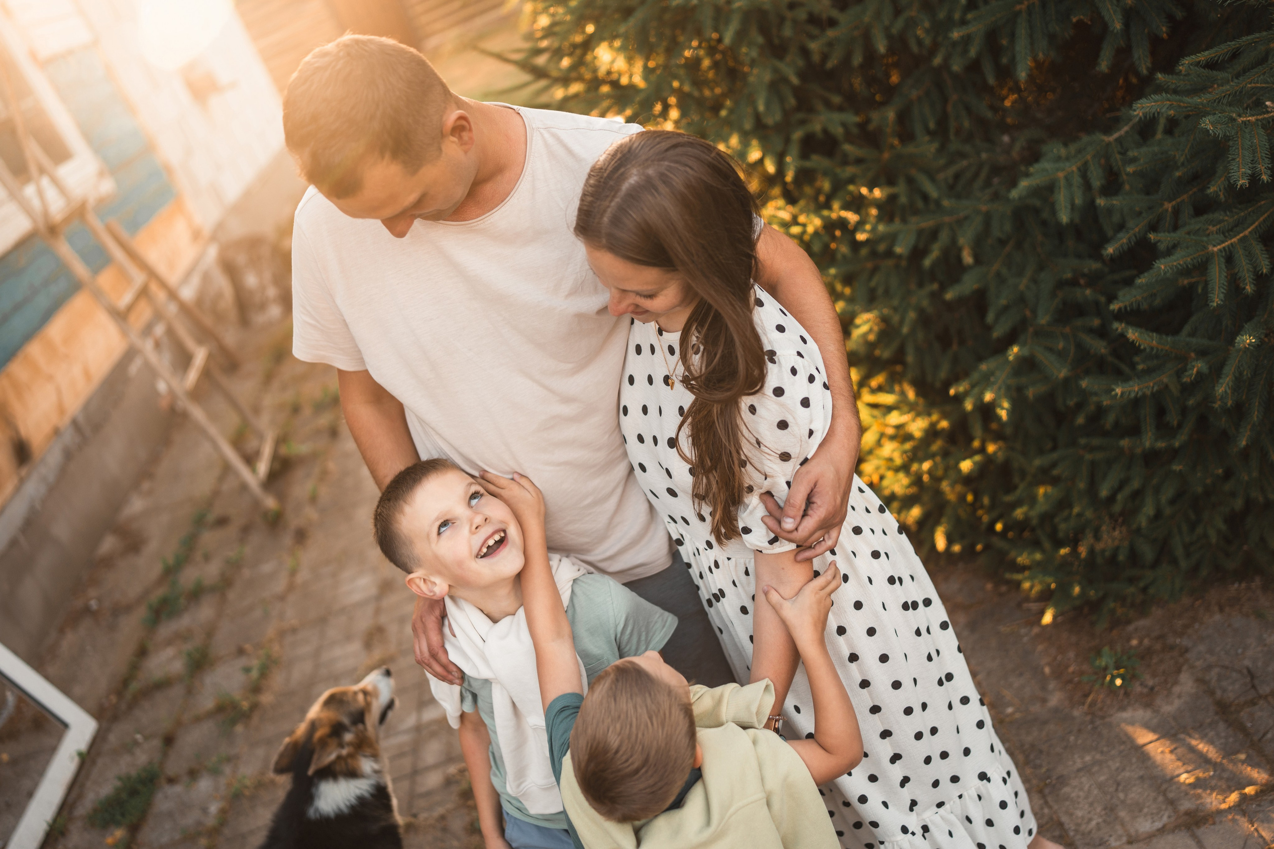 СЪЕМКА НА УЧАСТКЕ. Семья Юлии. Фотограф Марта Козел. Гродно, Беларусь