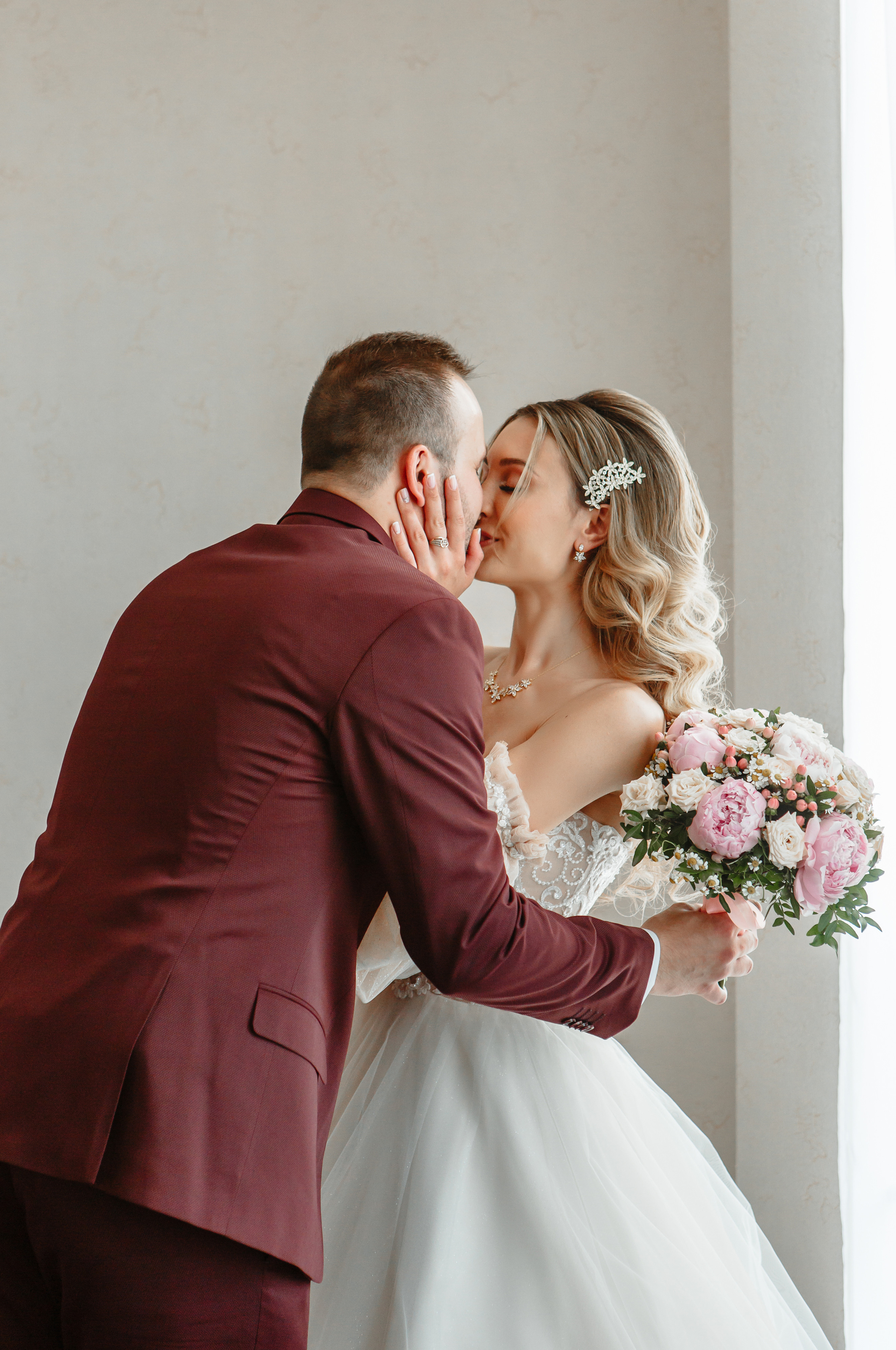 June 2021 | Julia & Dmitriy. Wedding, romantic photo, family holidays. Workshops
