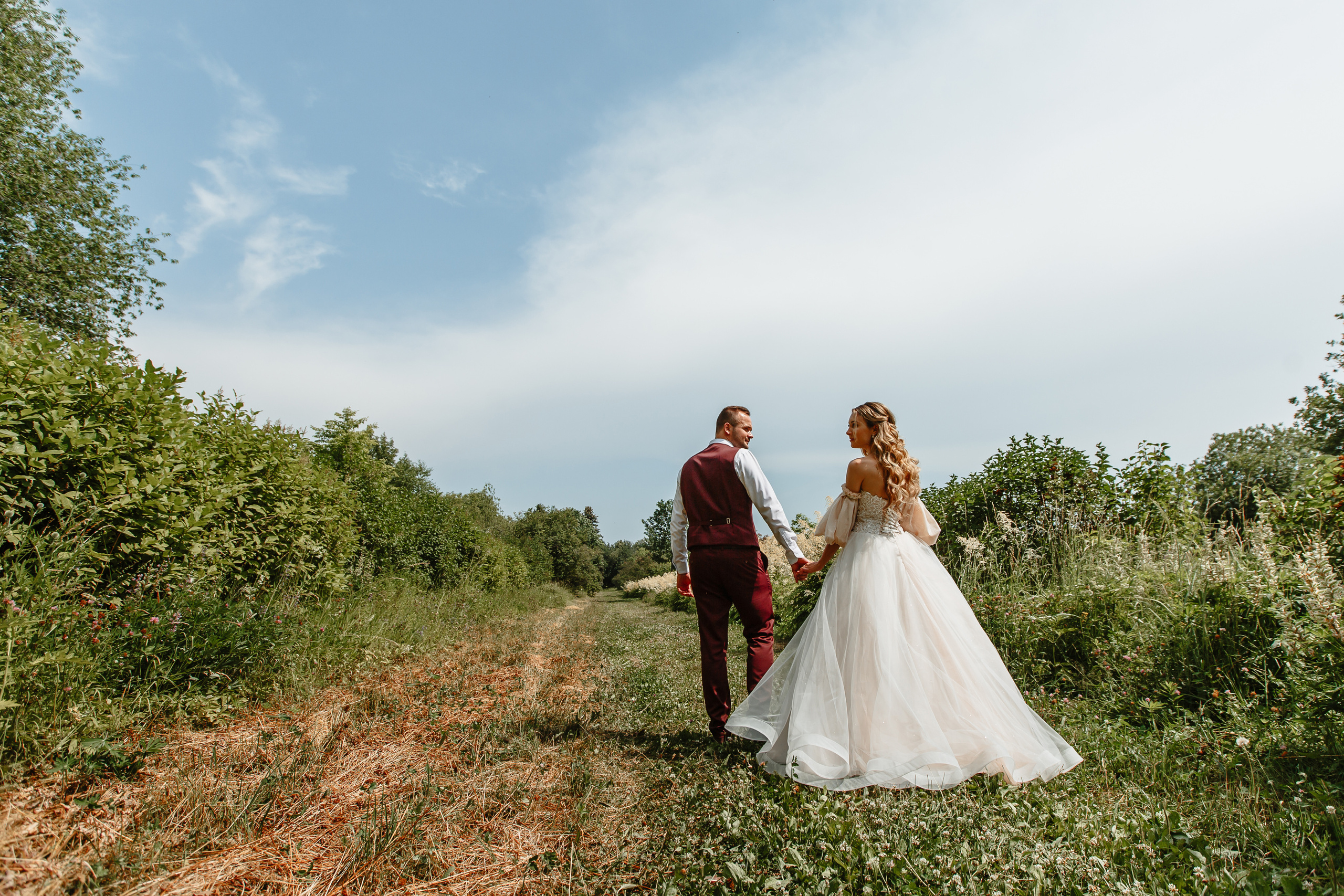 June 2021 | Julia & Dmitriy. Wedding, romantic photo, family holidays. Workshops