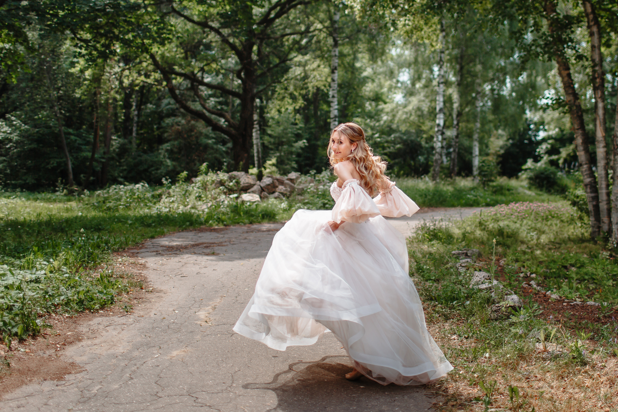 June 2021 | Julia & Dmitriy. Wedding, romantic photo, family holidays. Workshops