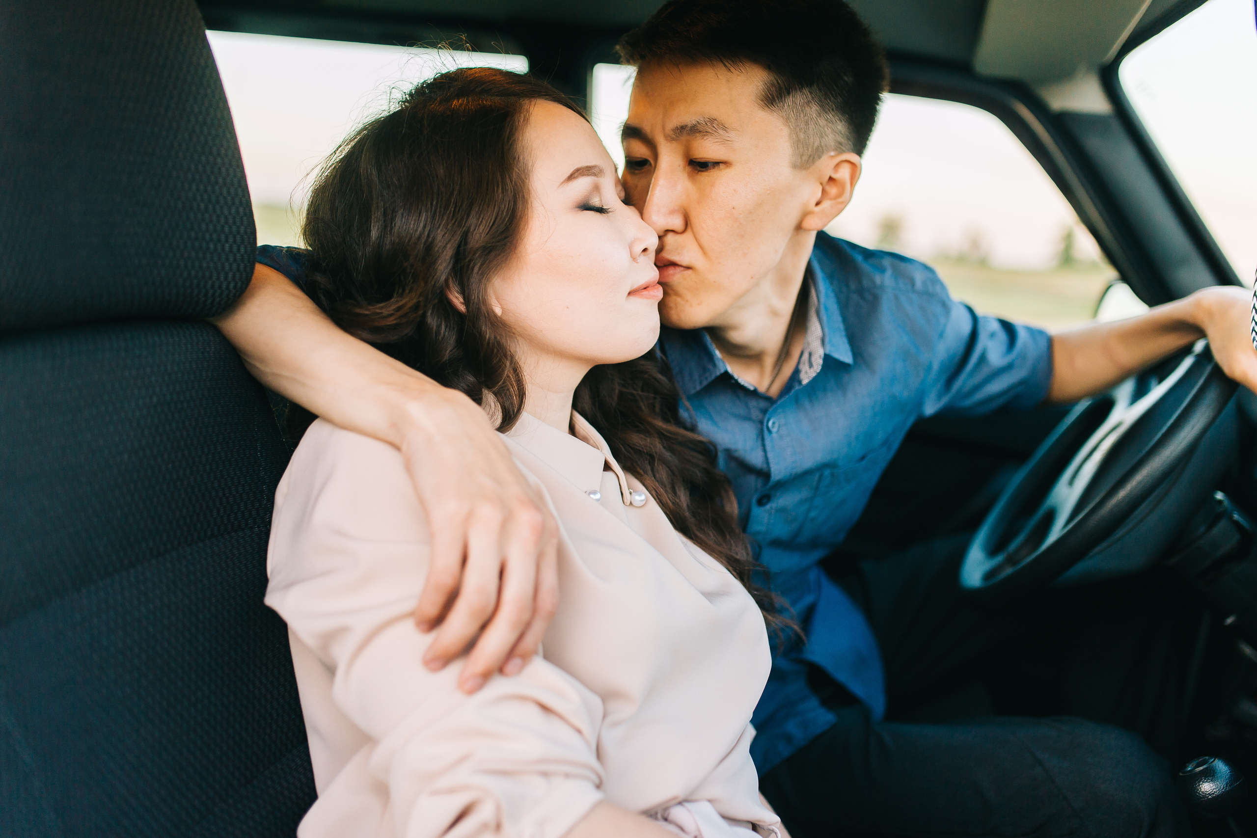 Кюннэй и Коля. Ustinov Photo