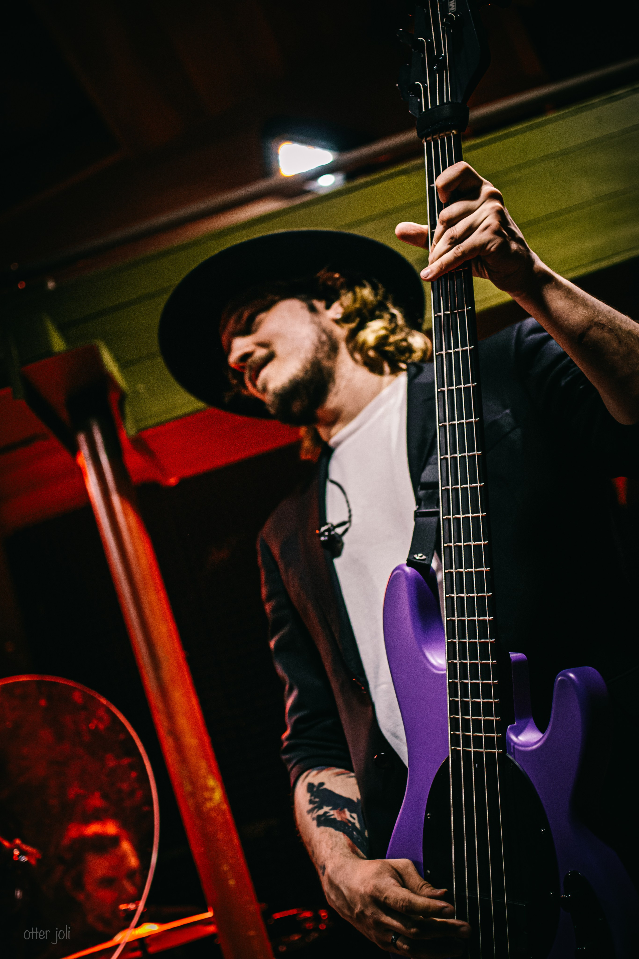 Голова Муэссы | Китайский лётчик Джао Да. Концертный репортёр Валерия Сафина