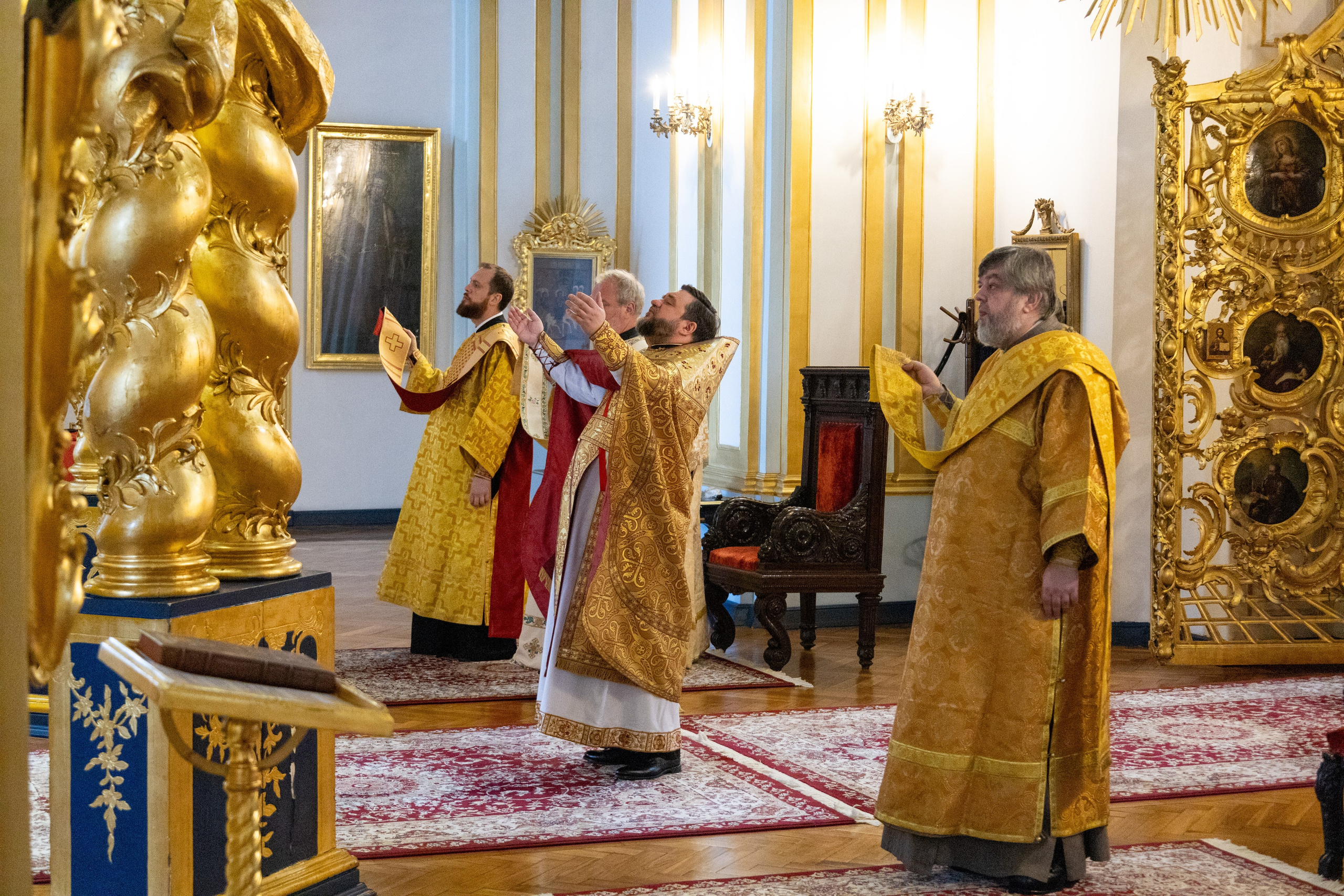 НЕДЕЛЯ 4-Я ПО ПЯТИДЕСЯТНИЦЕ. ГЛАС 3-Й. ВЛАДИМИРСКОЙ ИКОНЫ БОЖИЕЙ МАТЕРИ. НИКОЛО-БОГОЯВЛЕНСКИЙ МОРСКОЙ СОБОР