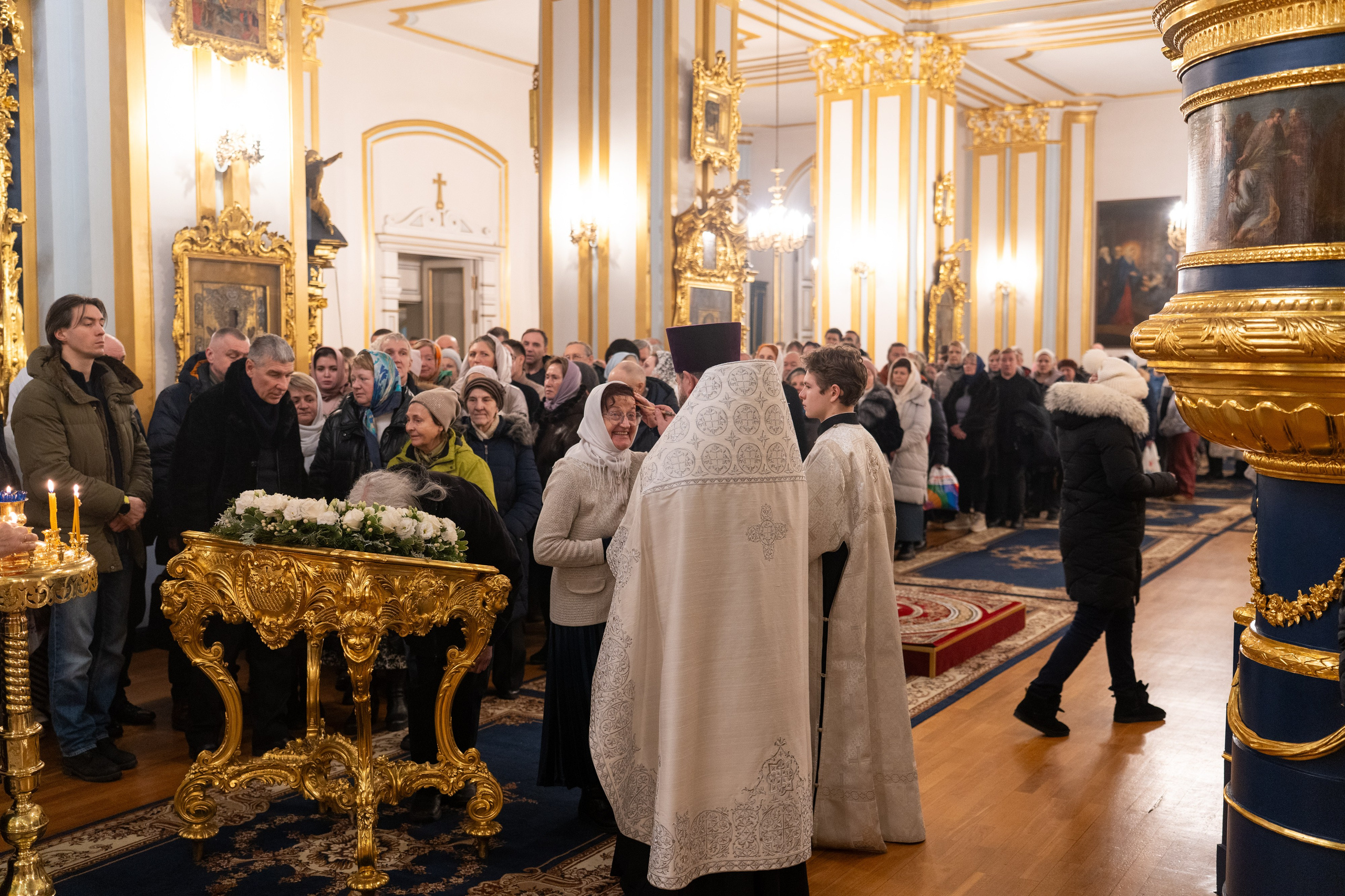 Праздничное бдение в Николо-Богоявленском морском соборе. НИКОЛО-БОГОЯВЛЕНСКИЙ МОРСКОЙ СОБОР