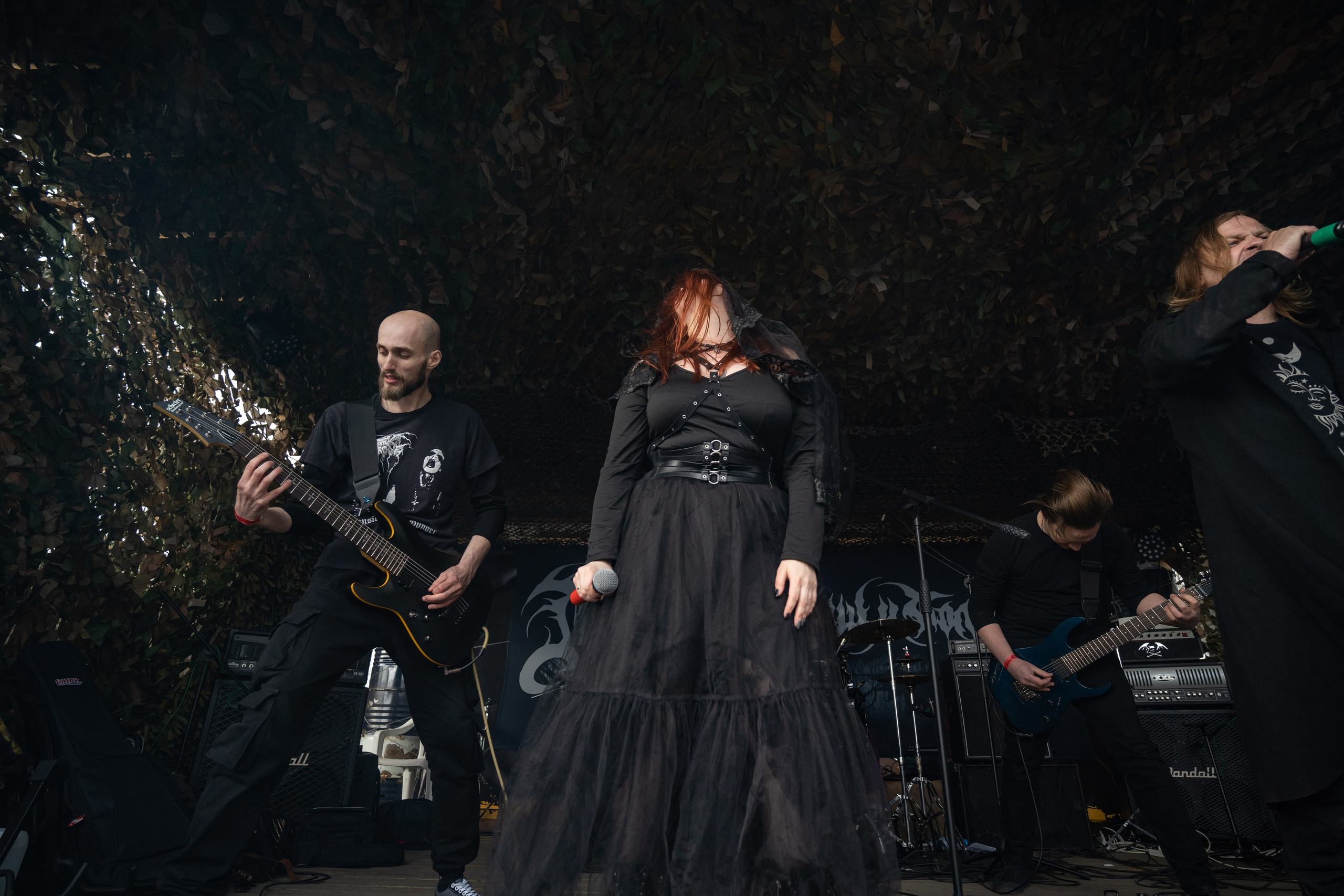 Фестиваль «ПОСРЕДИ КЛАДБИЩ И БОЛОТ»|Архангельск. Концертный и репортажный фотограф в Санкт-Петербурге Слава Пахомов