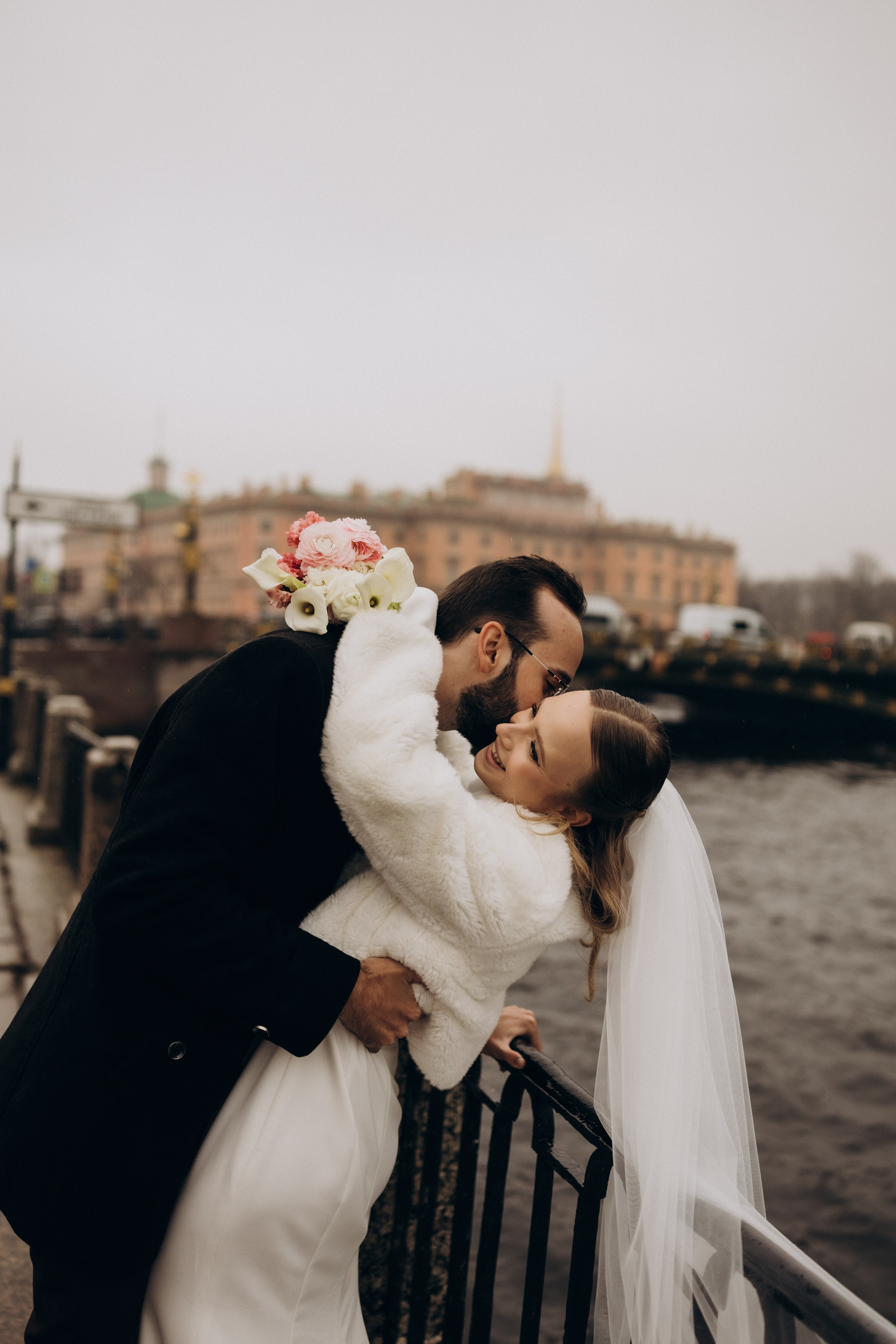 Юра и Полина | 2-й дворец и Половцова. Свадебный и love story фотограф в Санкт-Петербурге