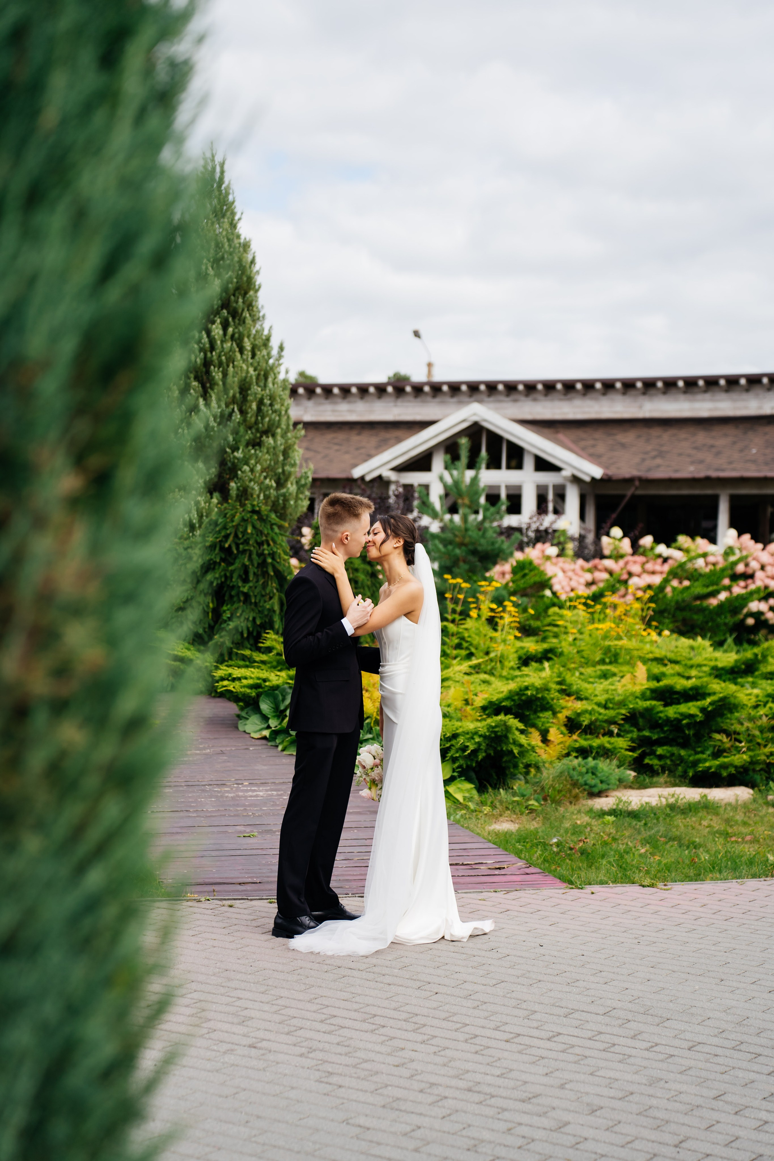 Максим и Майя. Видеограф и Фотограф в Челябинске Ксения и Владимир Рюмины