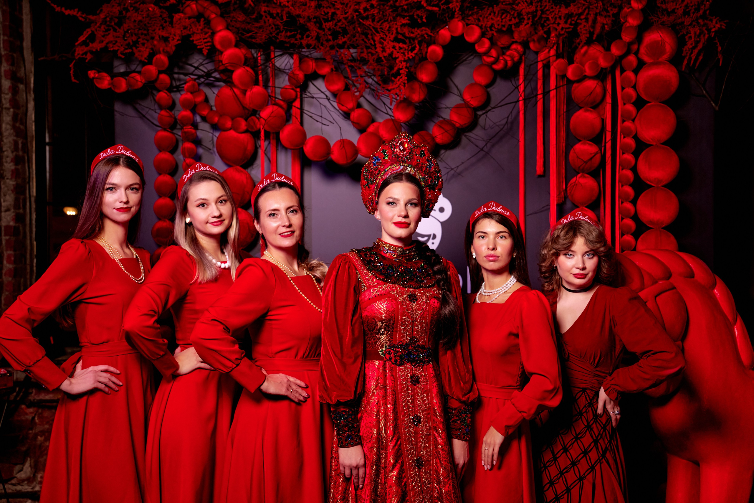 SHOW REEL. Фотограф в Москве и по всему миру — Олег Акентьев (Events, Светская Хроника, FTP)