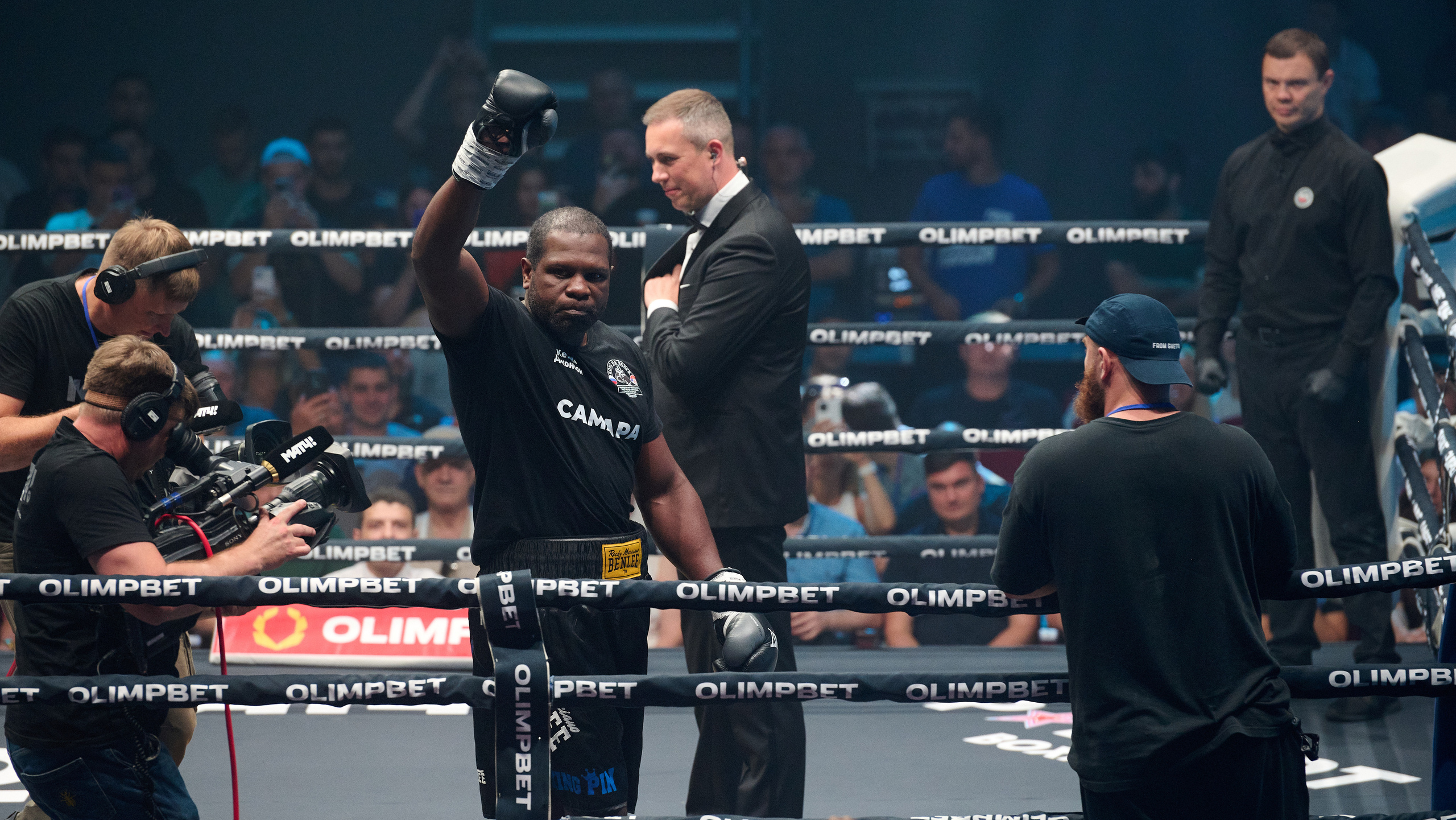 спортивный фотограф Андрей Богатов Сызрань. Бокс на Волге