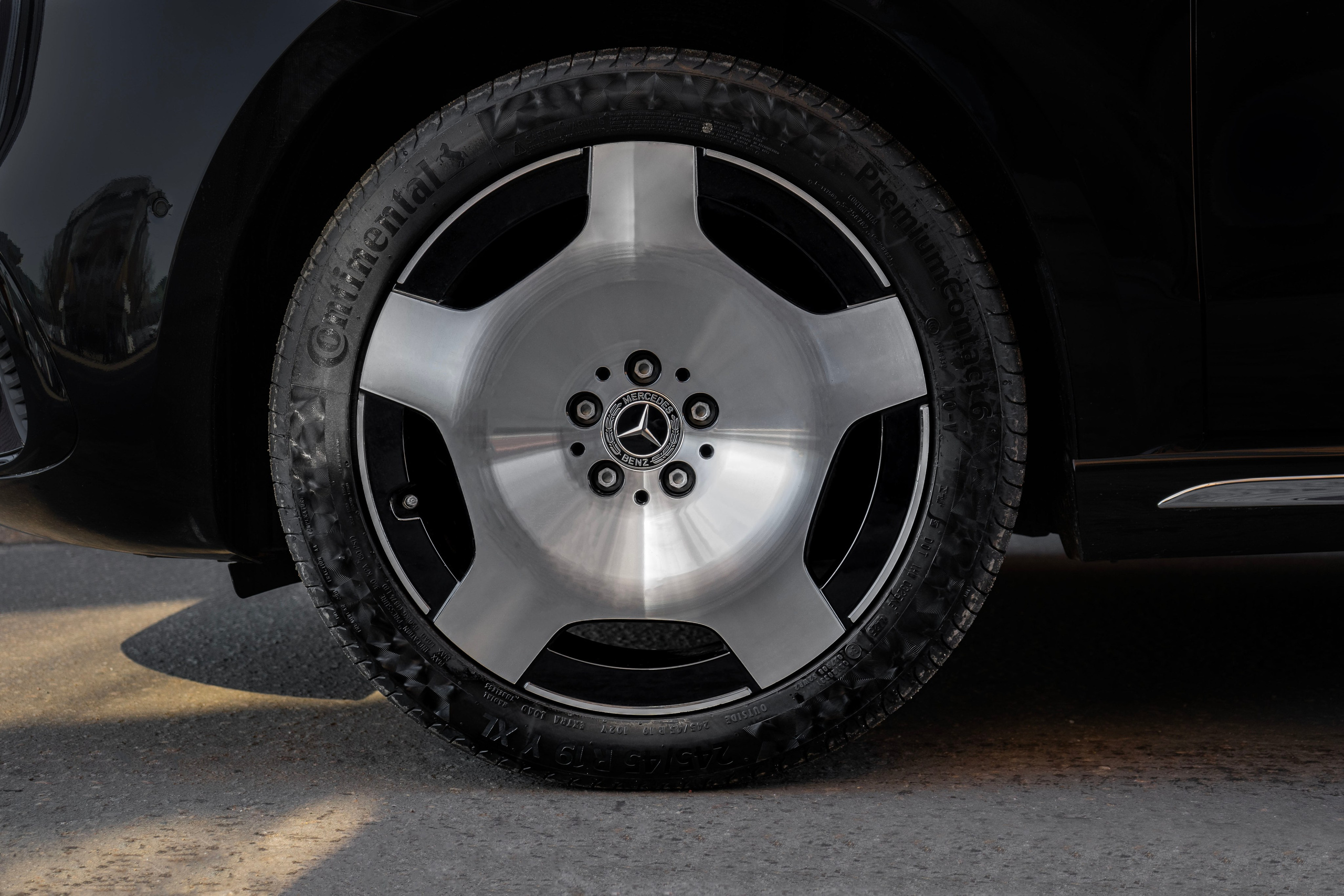 Mercedes-Benz V-class