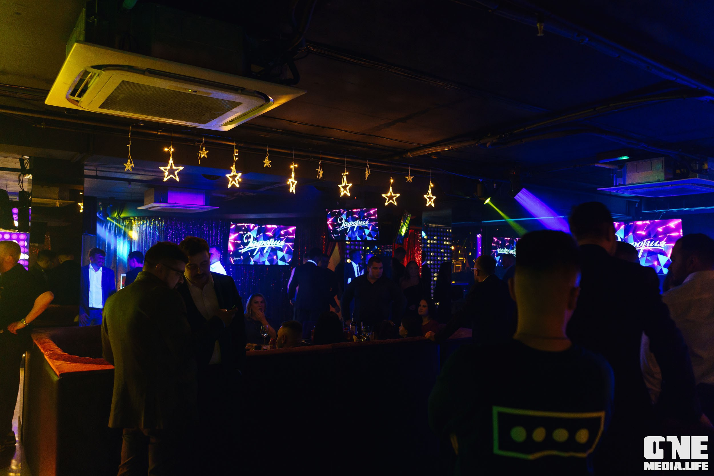 Фоторепортаж из караоке-клуба Эйфория. One Media Life: фоторепортажи, фотоотчеты с мероприятий и заведений
