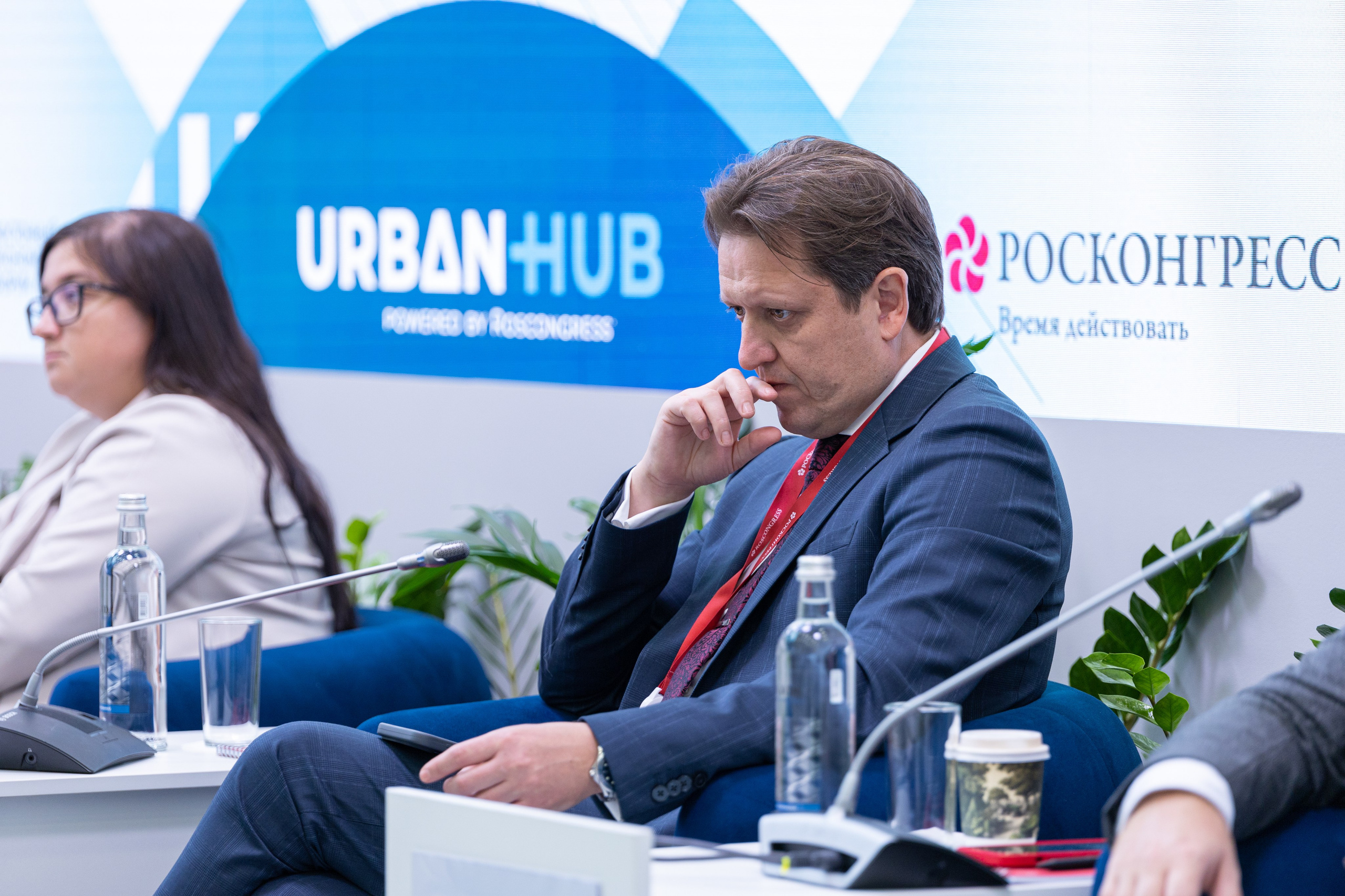 ВЭФ 2025. Олег Катакинов| Репортажный фотограф в городе у моря (Владивосток)