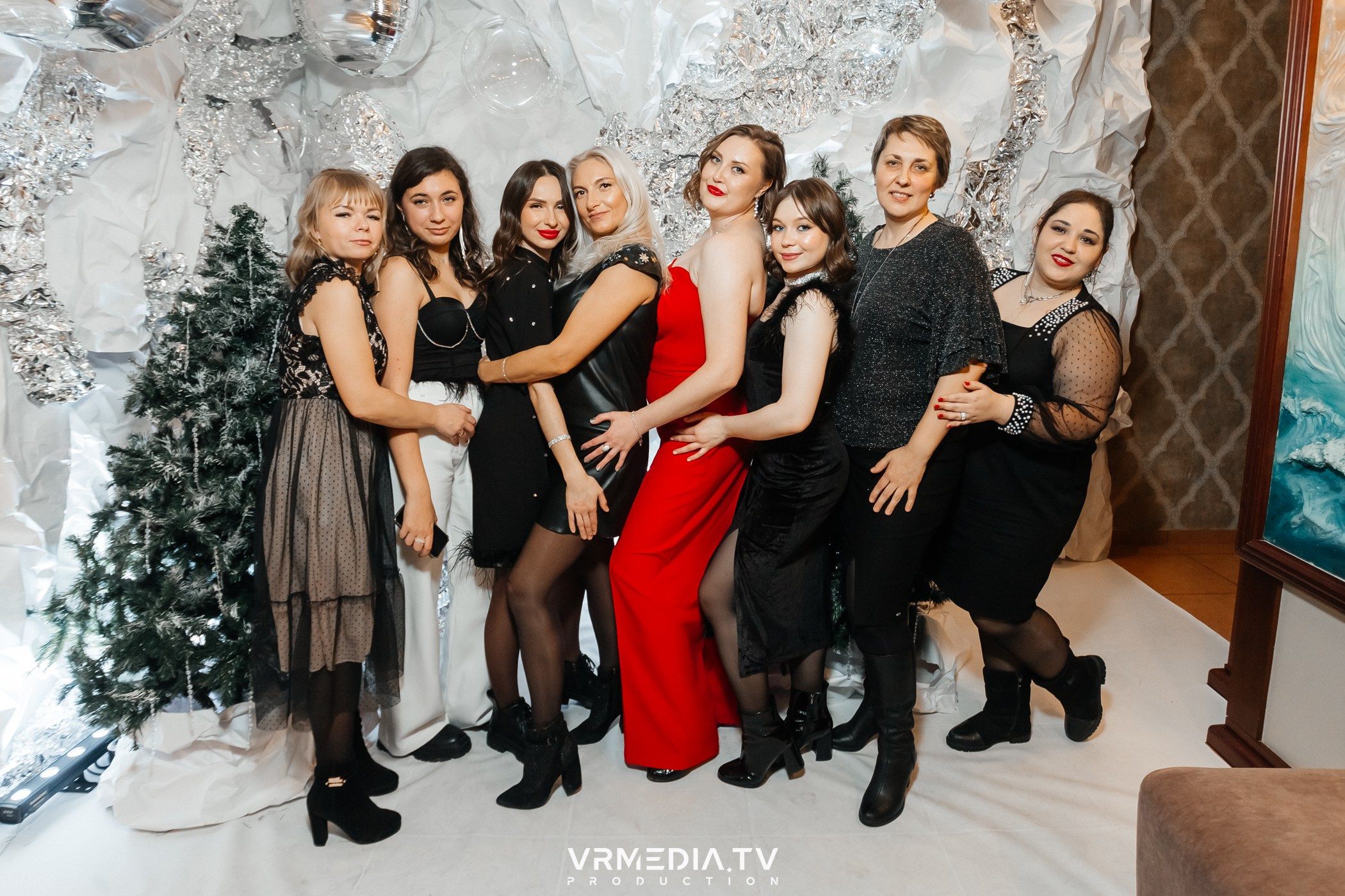 Новогодний вечер в ресторане «Лазурный Берег»