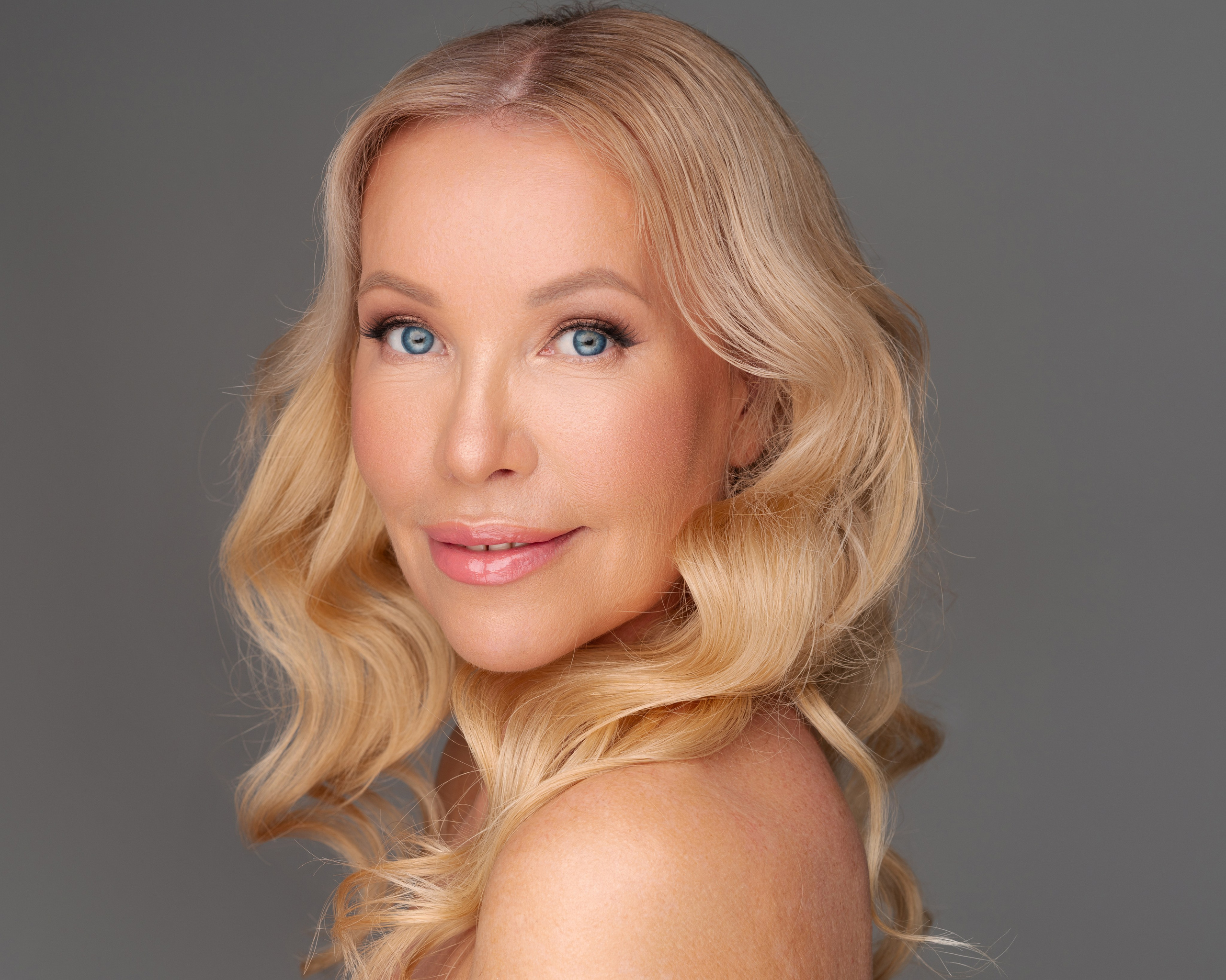 Портфолио. Оксана Волик фотограф в Архангельске. Аренда фотостудии White Studio