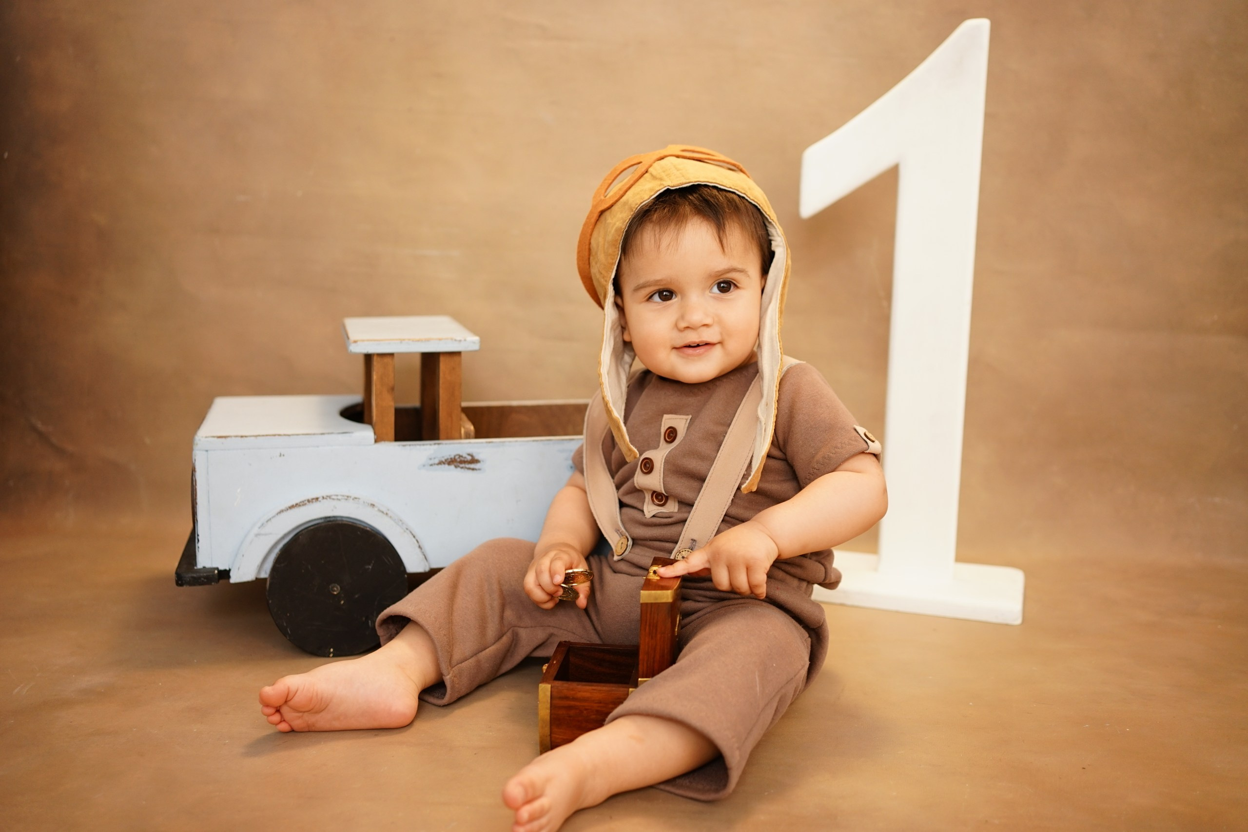 Фотосессия на Годик для Мальчиков. Детская Фотостудия ГОДОВАСИКИ в Санкт-Петербурге фотосесия на годик