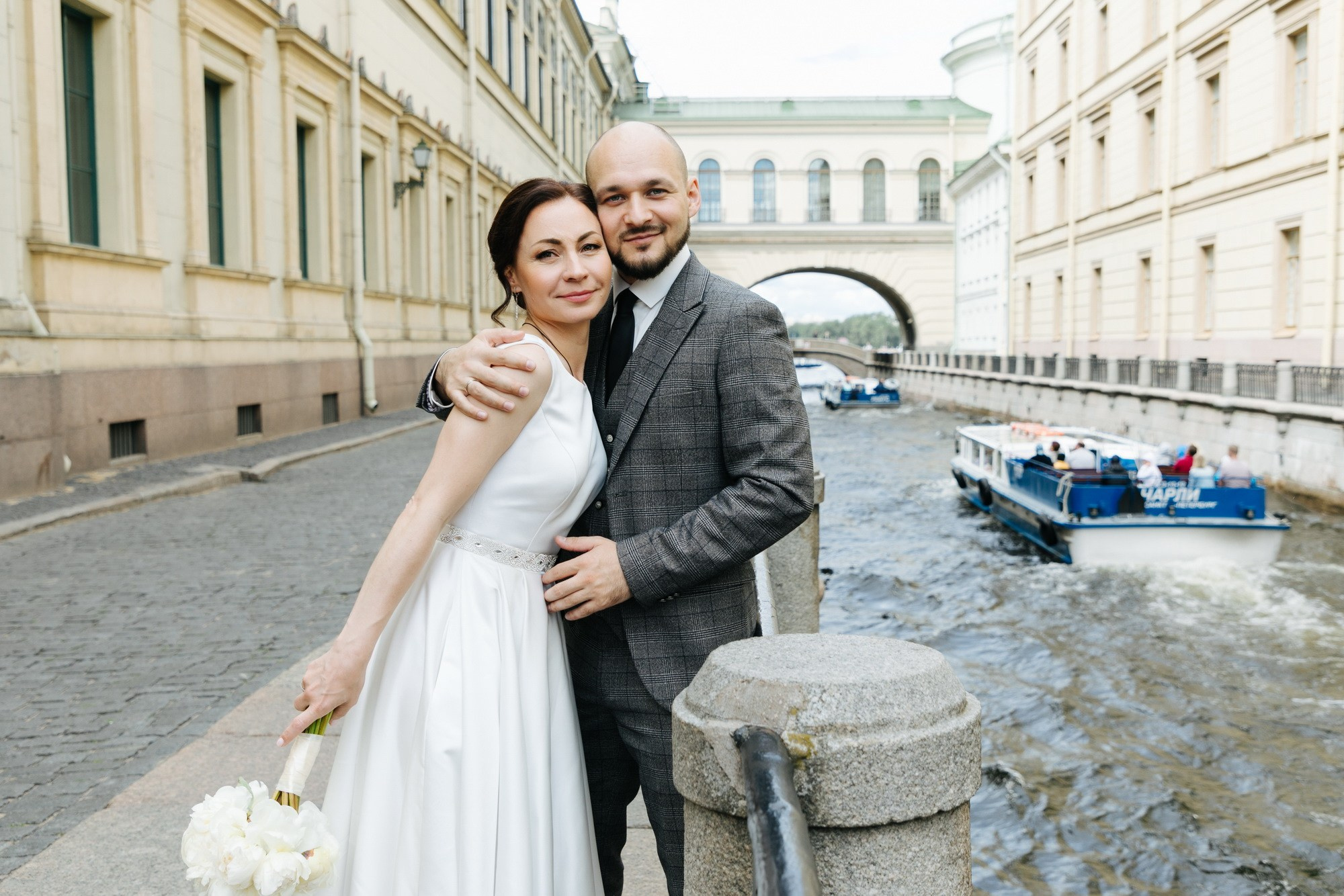 свадьба в спб где провести, как оформить документы в загсе спб, загсы спб, дворцы бракосочетания в спб, загс на английской набережной, визажист на свадьбу спб, свадебные наряды, свадебная прическа, букет невесты заказать, костюм на свадьбу