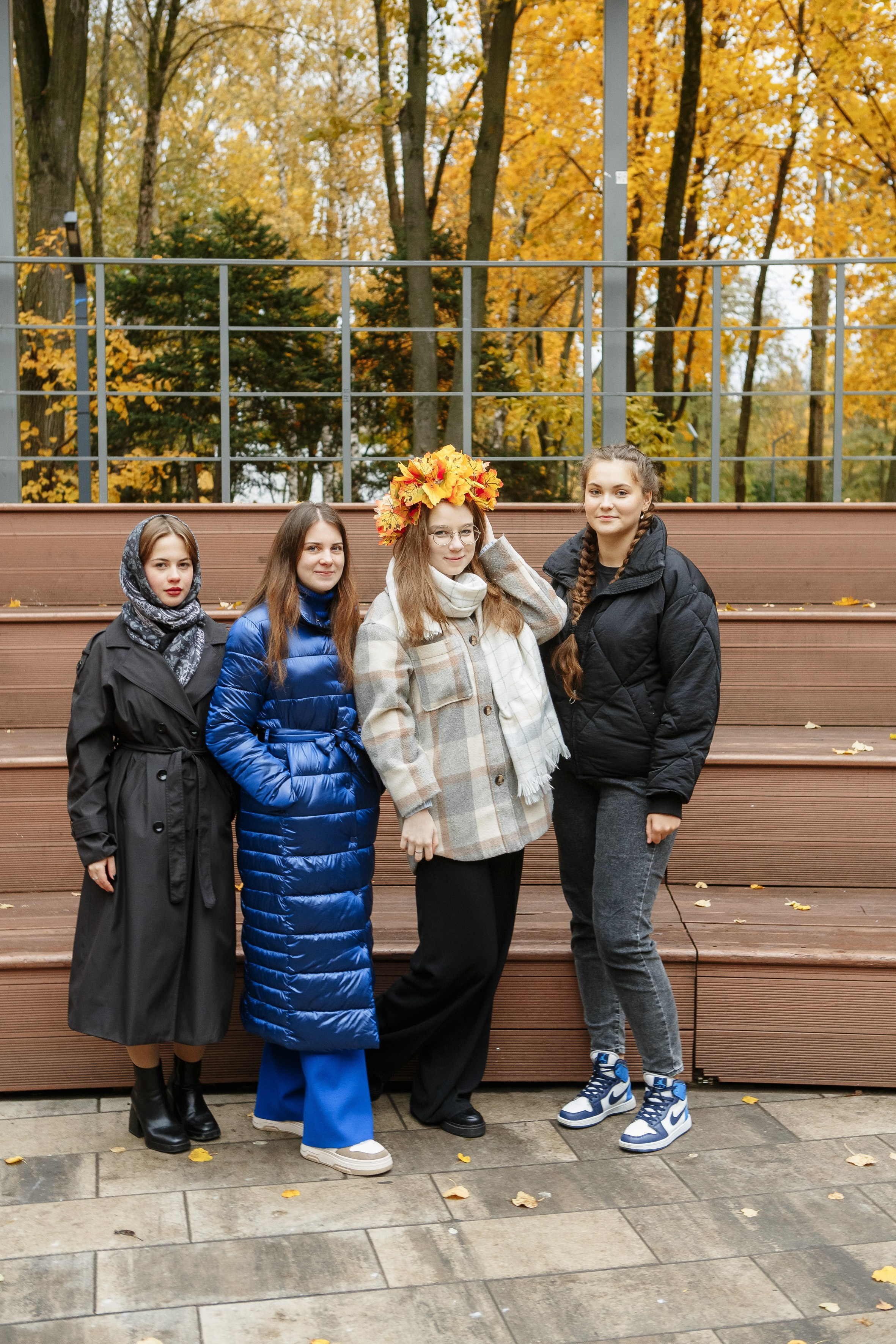 Осень Гимназия 12 11 В 2023 г. Свадебный и портретный Фотограф в Липецке Дмитрий Котюков