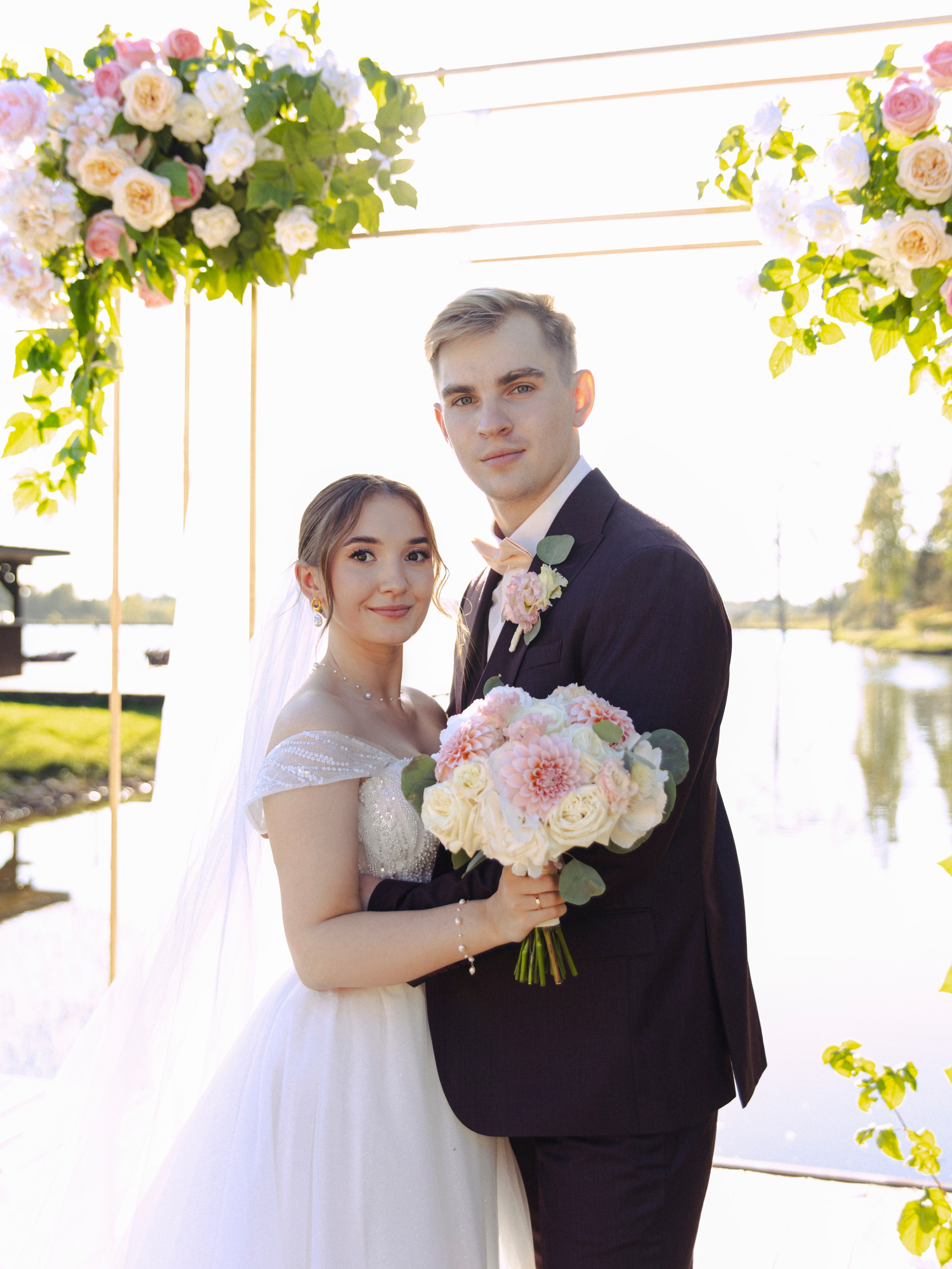 Выездная регистрация в Любогорье. Фотограф СПБ Засорина Юлия