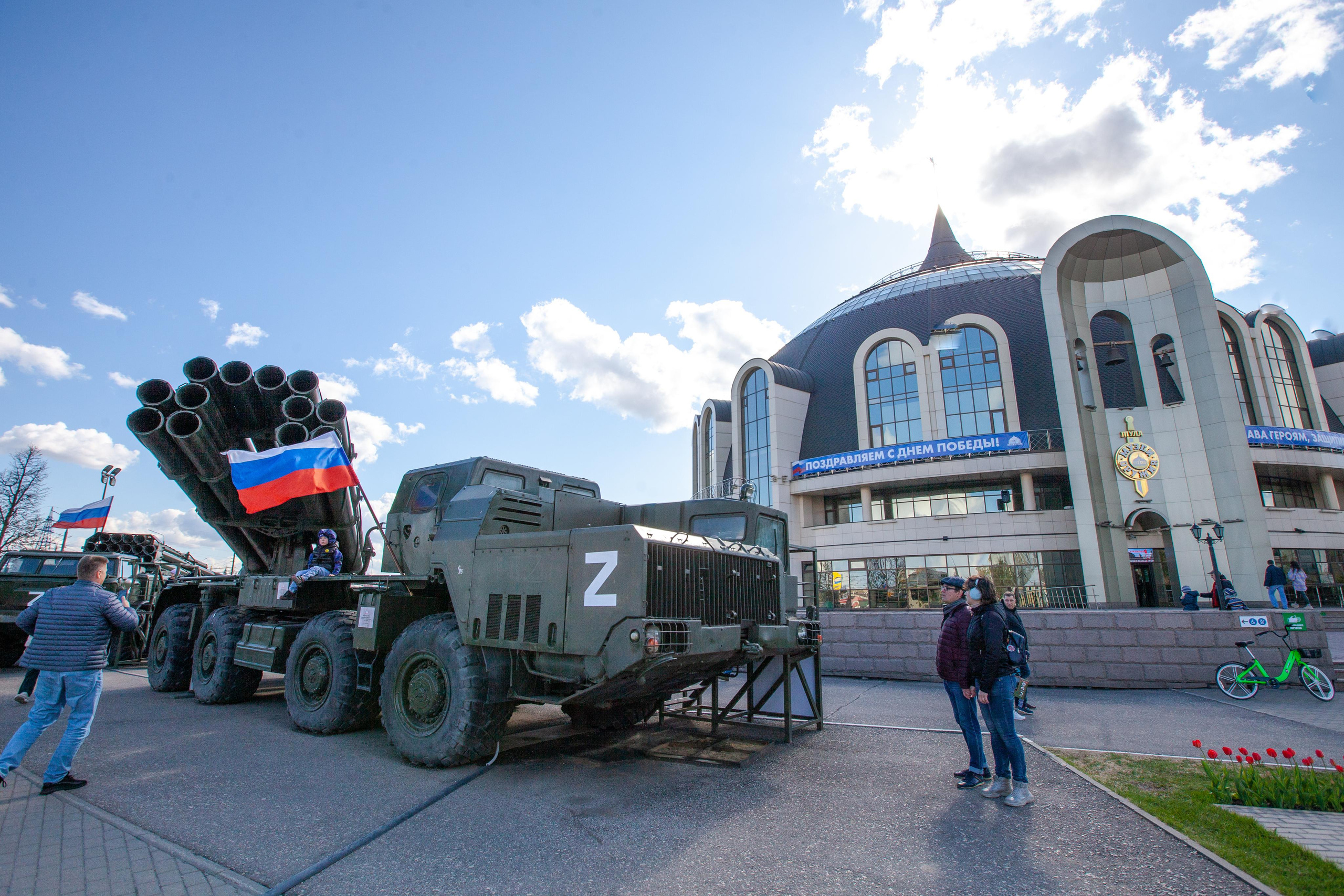 Музей оружия, набережная Упы, памятник Тульскому Левше. Фотограф в Туле Крупский АнДРей. Фотостудия «КАДР71» в Туле