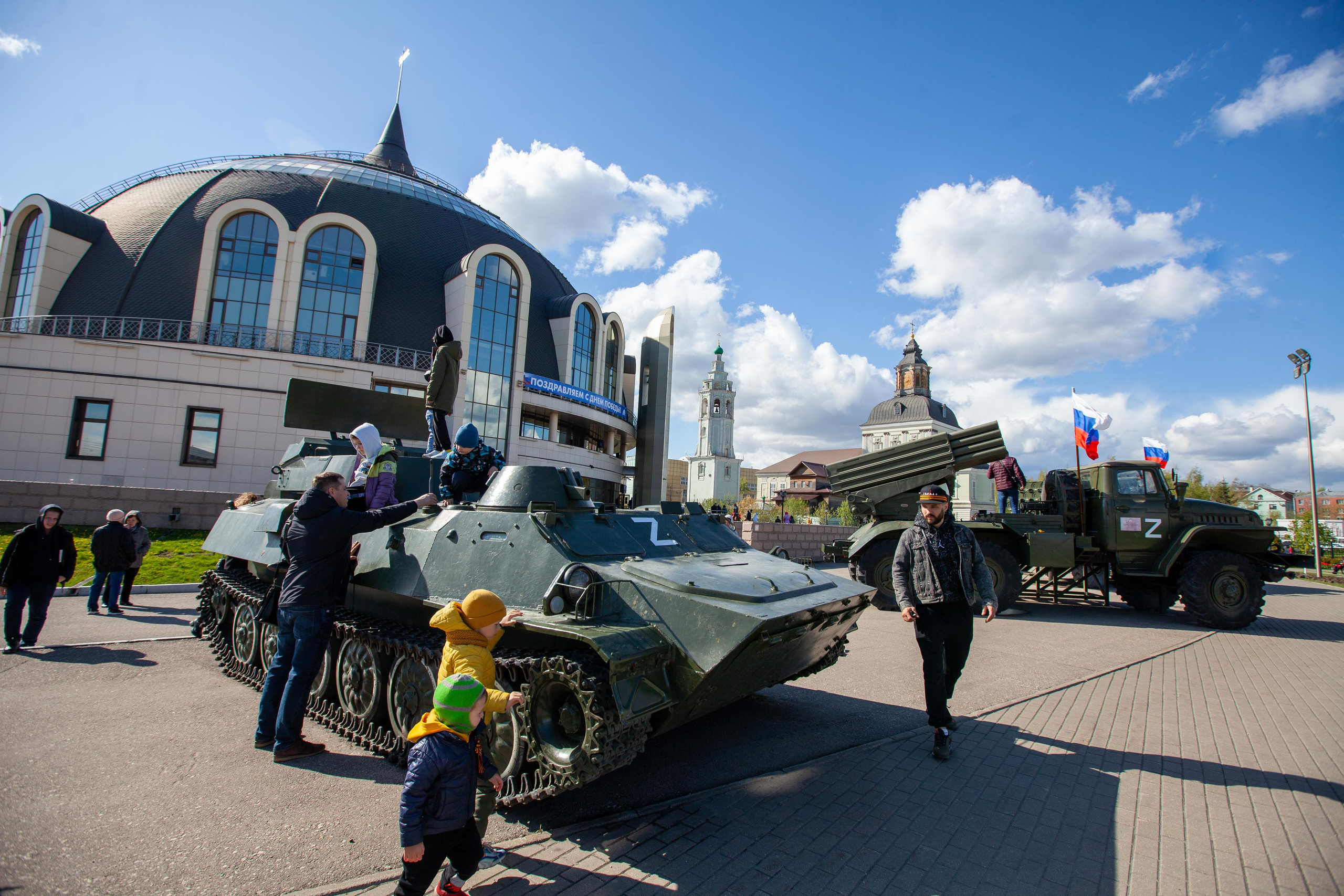 Музей оружия, набережная Упы, памятник Тульскому Левше. Фотограф в Туле Крупский АнДРей. Фотостудия «КАДР71» в Туле