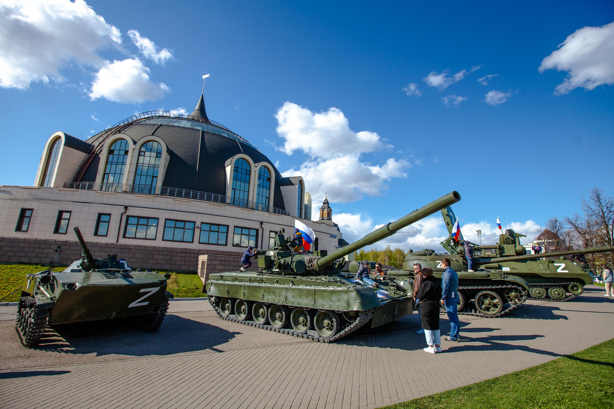 Музей оружия, набережная Упы, памятник Тульскому Левше. Фотограф в Туле Крупский АнДРей. Фотостудия «КАДР71» в Туле