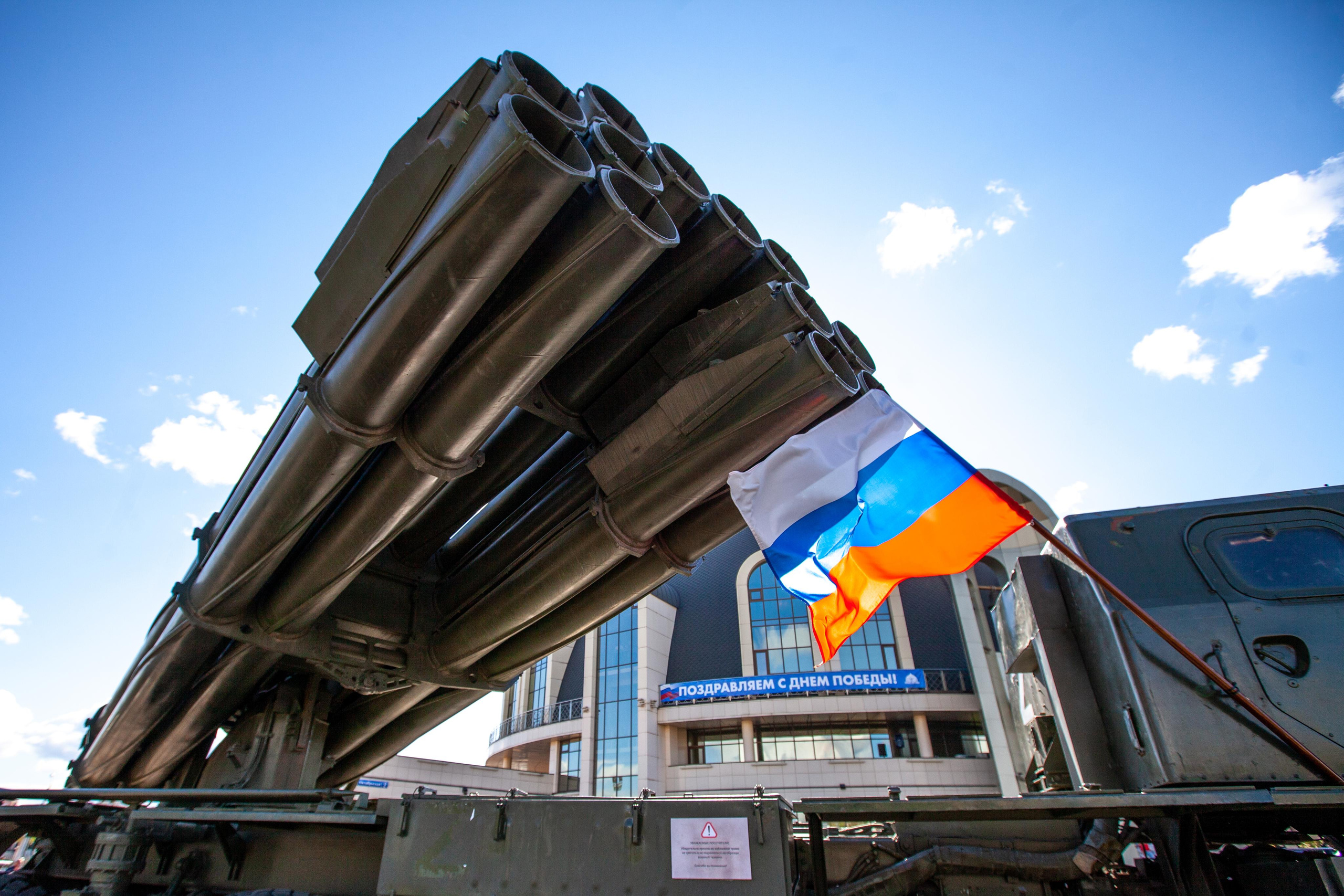 Музей оружия, набережная Упы, памятник Тульскому Левше. Фотограф в Туле Крупский АнДРей. Фотостудия «КАДР71» в Туле