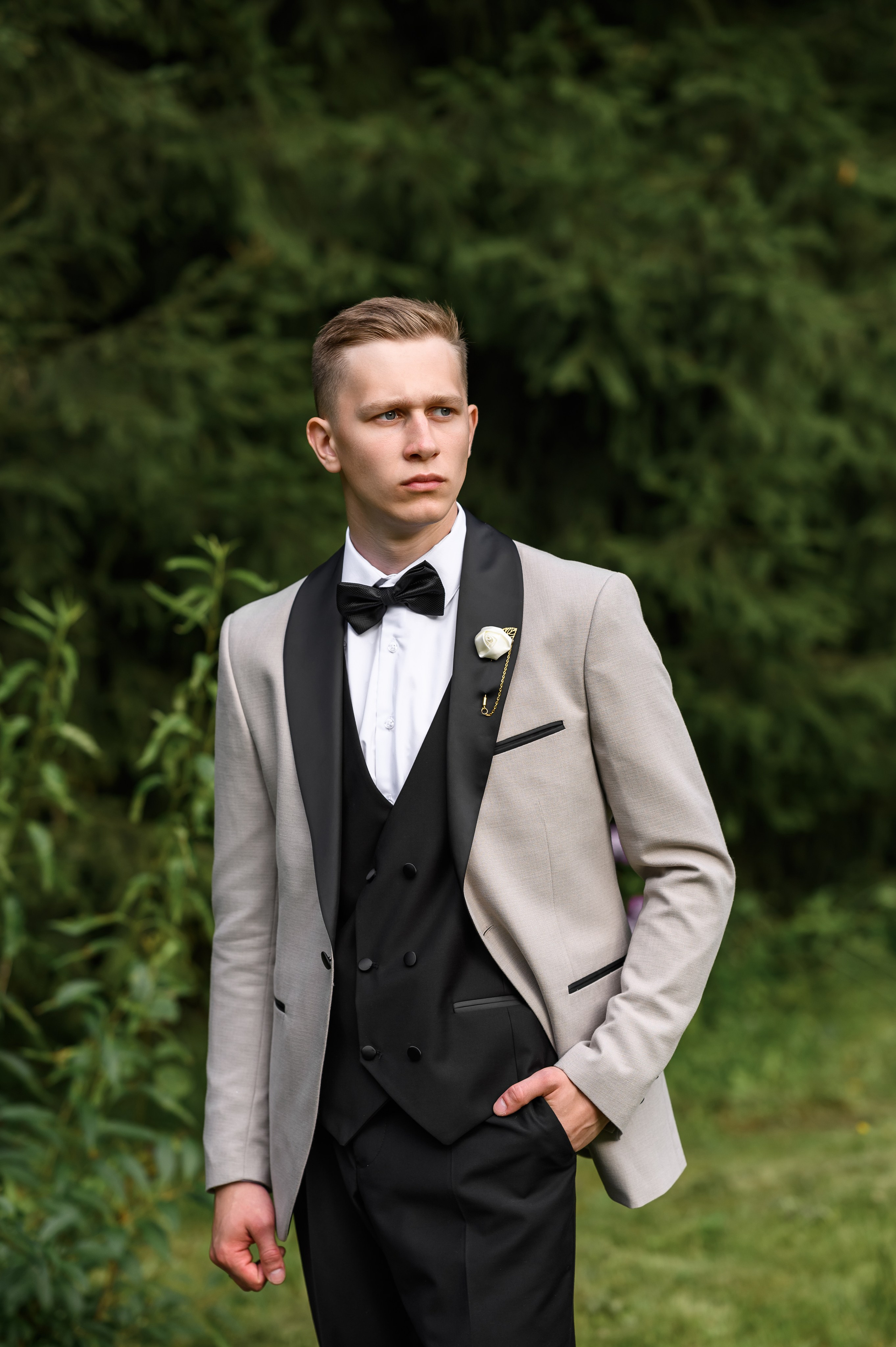 Свадебная фотосессия Банкетный зал Замок Монсоро. Свадебный фотограф Москва Юрий Кульман