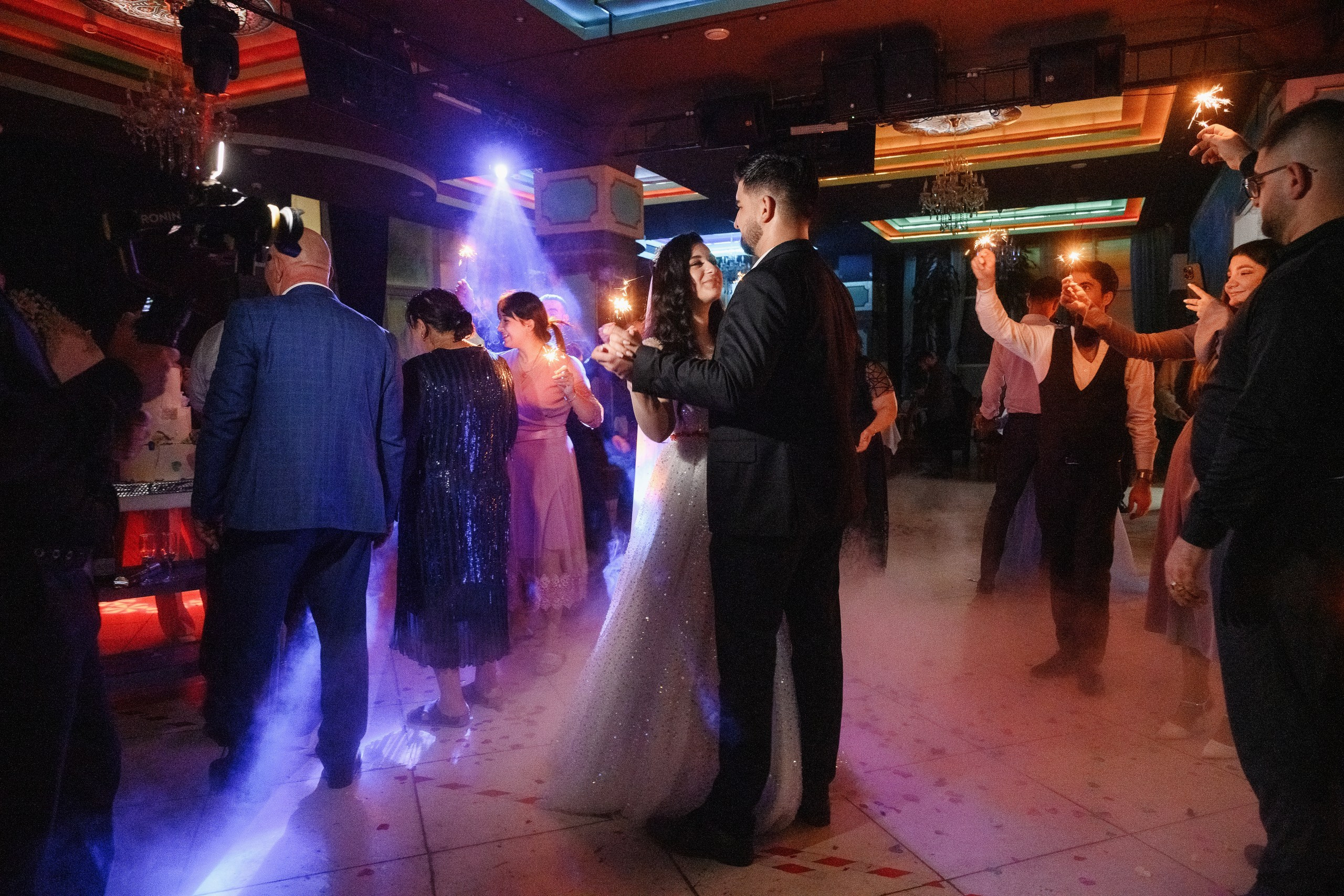 Фотограф Камчатка, свадьба, счастье, веселье, молодожены