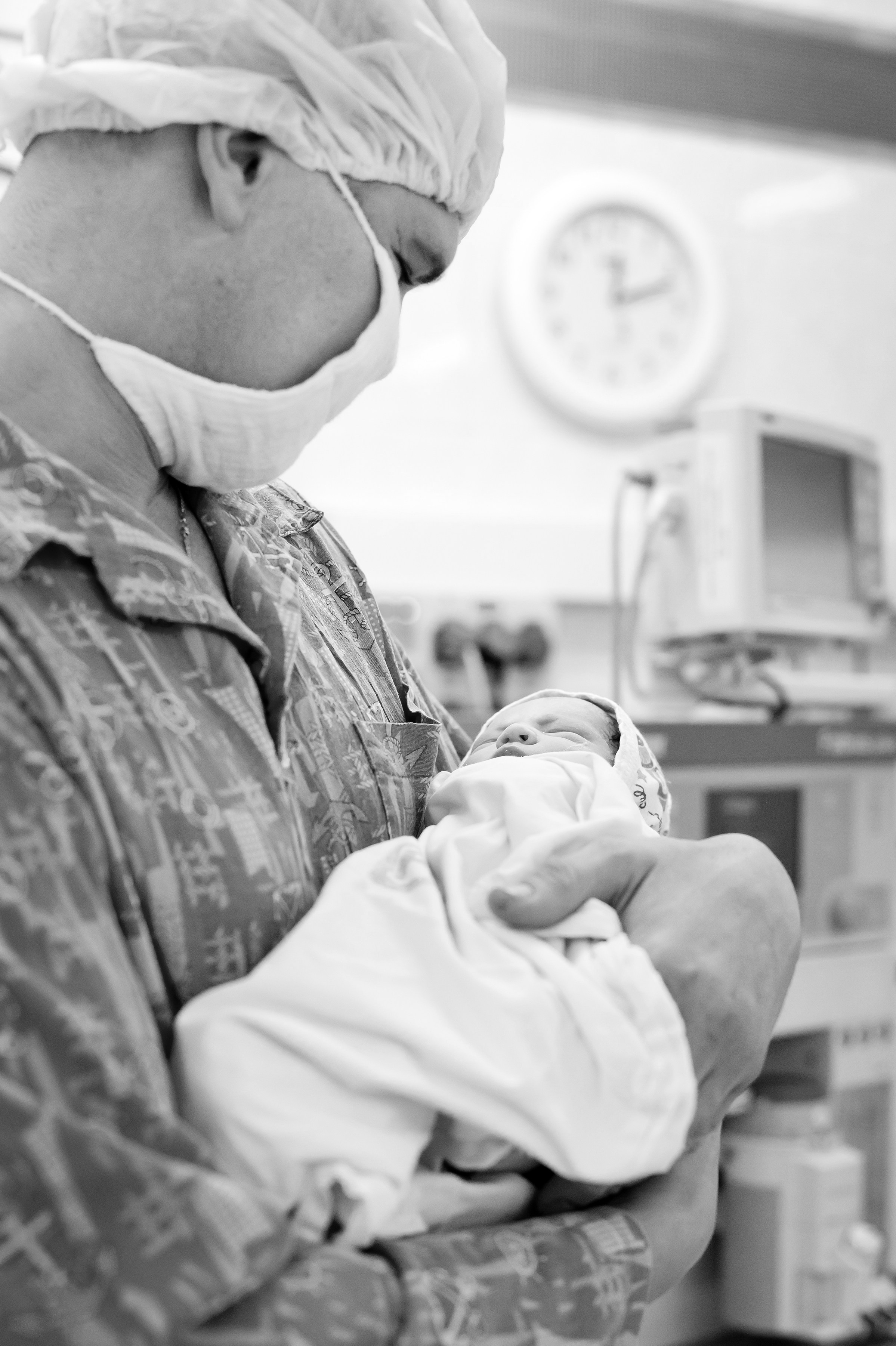 Рождение. Репортажный, семейный и детский фотограф в Пензе и Заречном Арина Ермилова. Картины барельеф на заказ