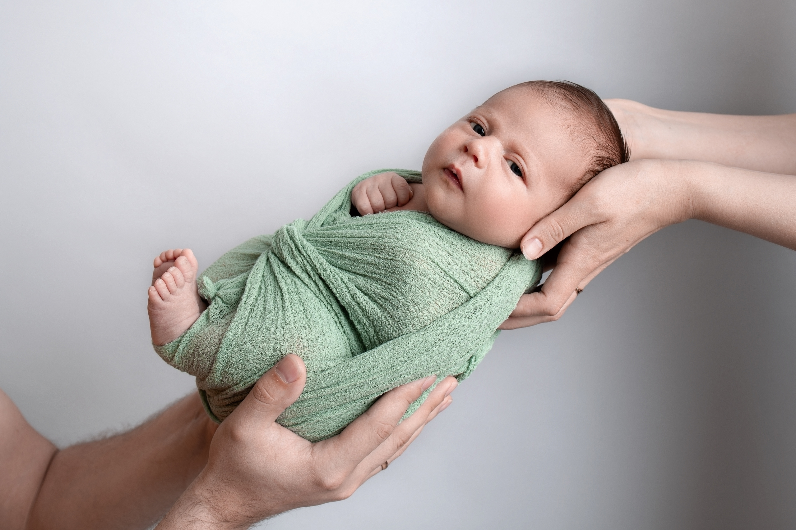 Нежная и милая фотосессия первых дней жизни Вашего ребенка в Минске. Фотограф новорождённых Минск — стоимость newborn фотосессии в Минске