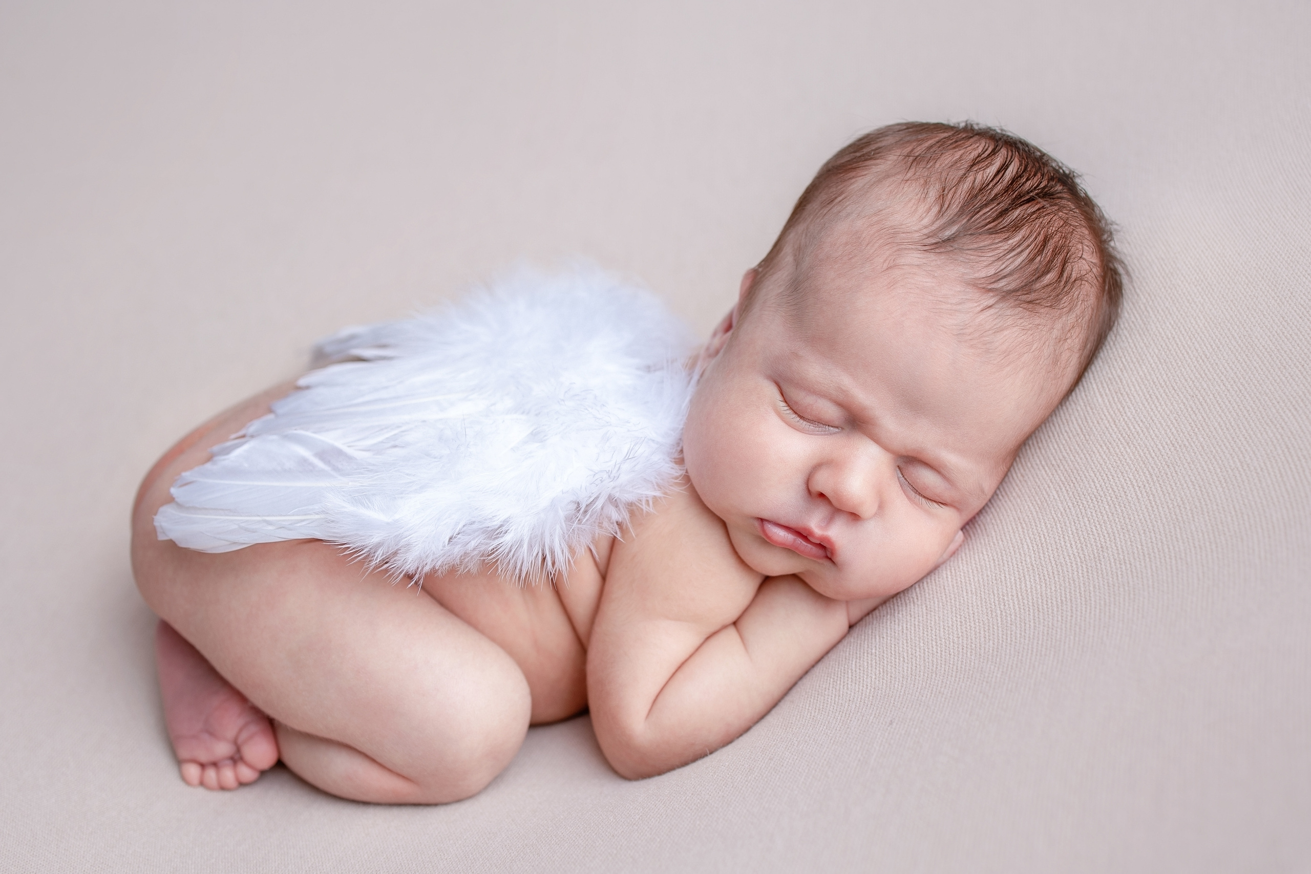 Нежная и милая фотосессия первых дней жизни Вашего ребенка в Минске. Фотограф новорождённых Минск — стоимость newborn фотосессии в Минске