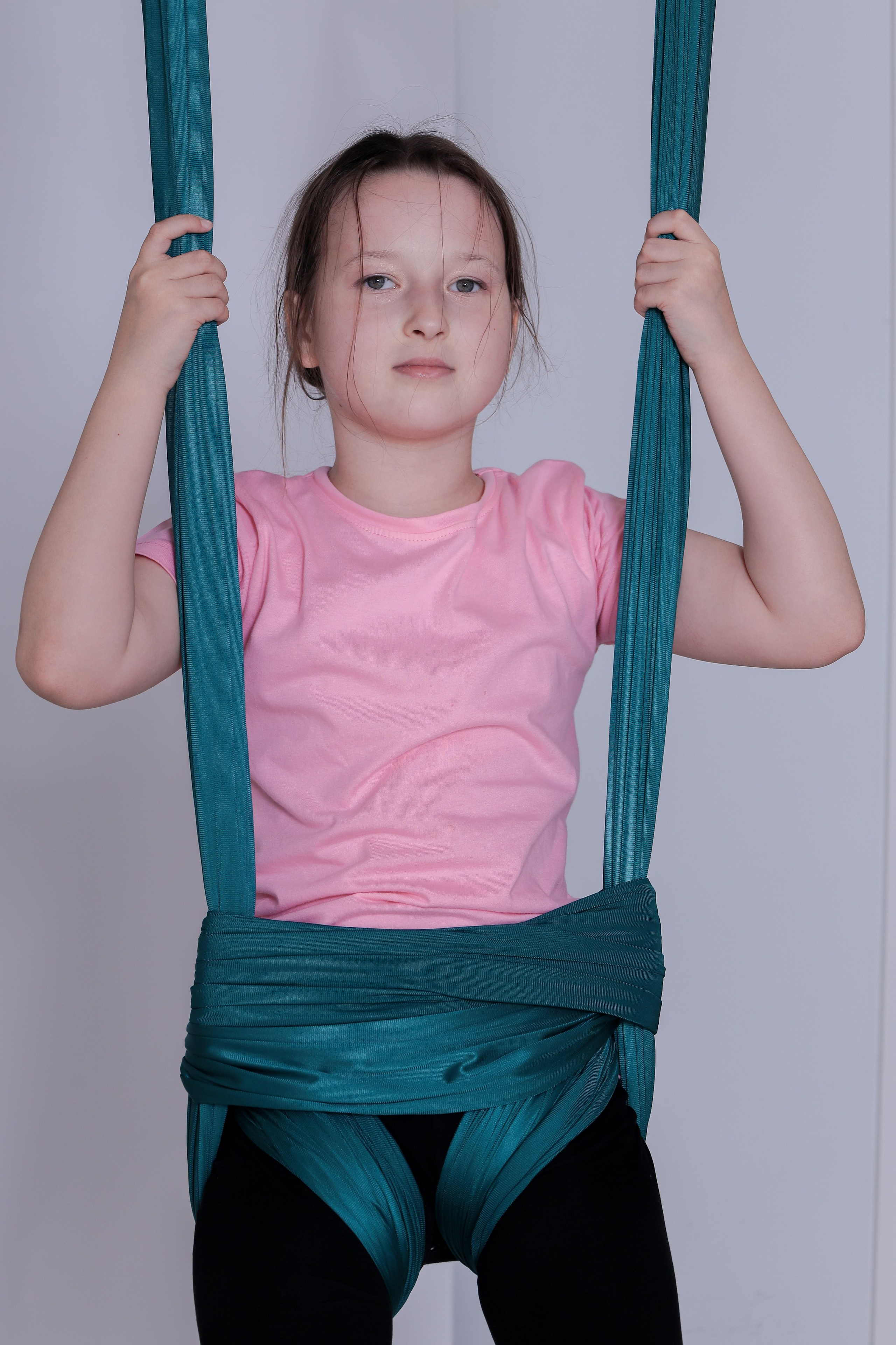 Детская аэройога. Фотограф Надршина Лилия