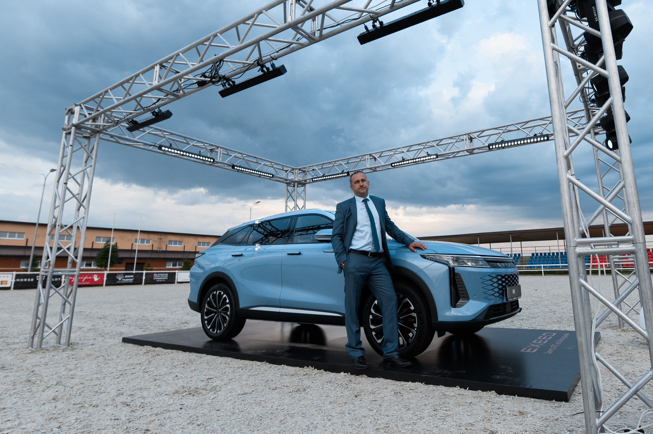 Презентация Exeed RX. Портретный и репортажной фотограф Алексей Волков. Москва, Оренбург