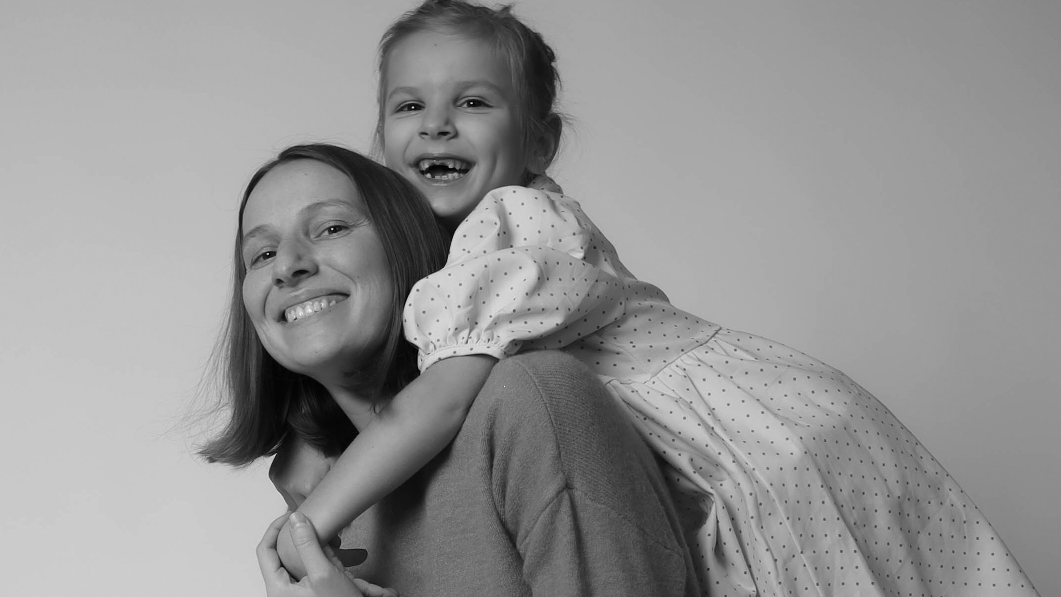 Автопортретная студия Псков: Фотостудия с пультом для профессиональных фото без фотографа | ufoto-pskov.ru