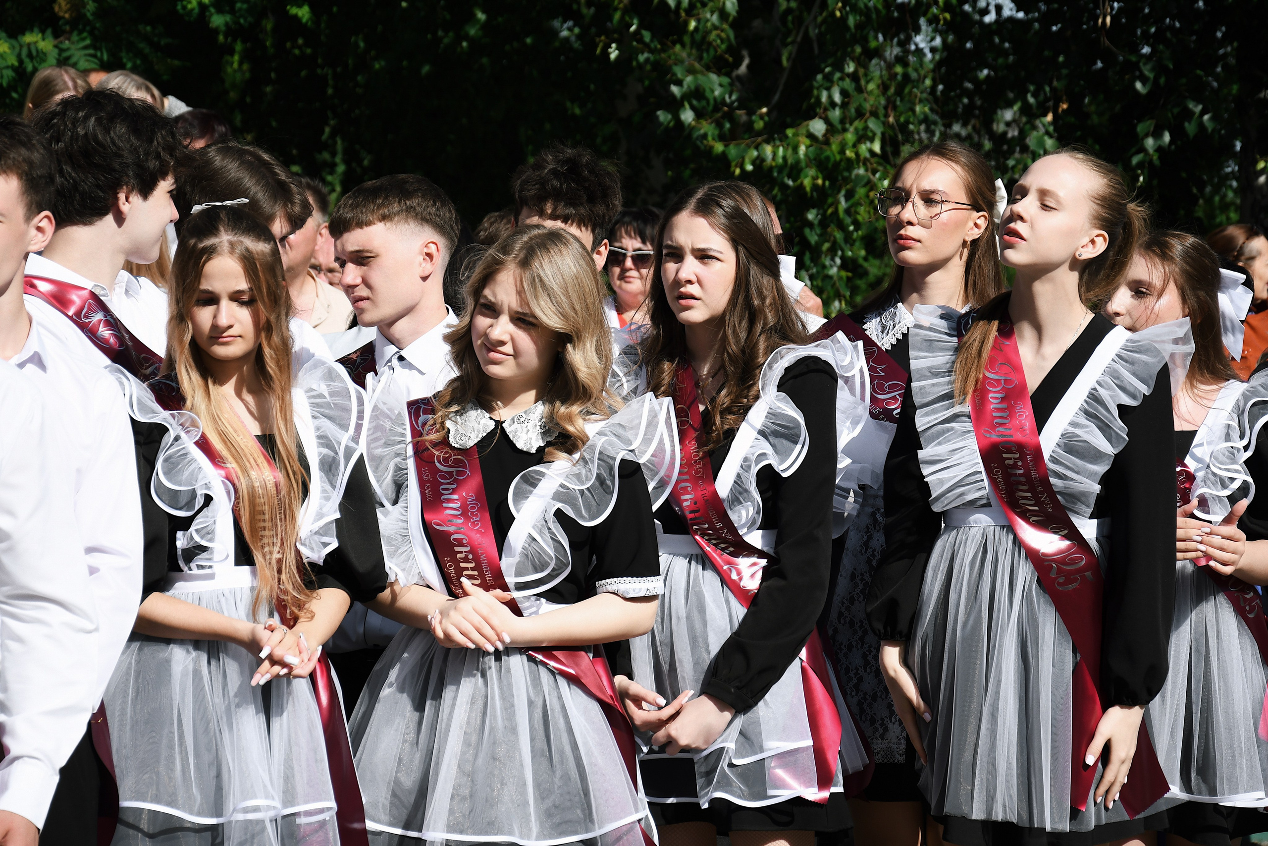 Линейка Гимназия Nº3. Фотограф Оренбург I Кристина Подольская