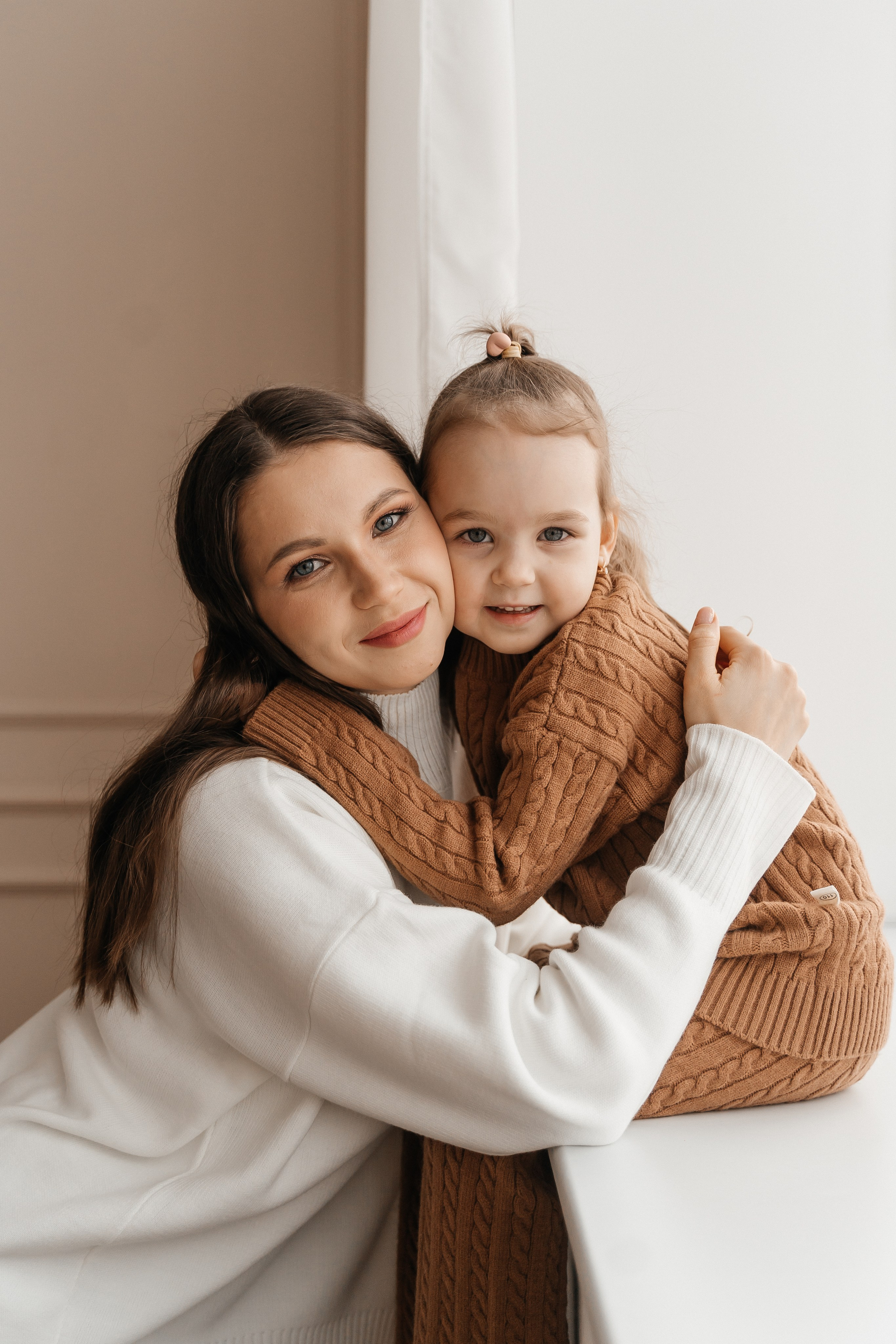 Сережа, Юля, Василиса и Дарина. Волик Мария