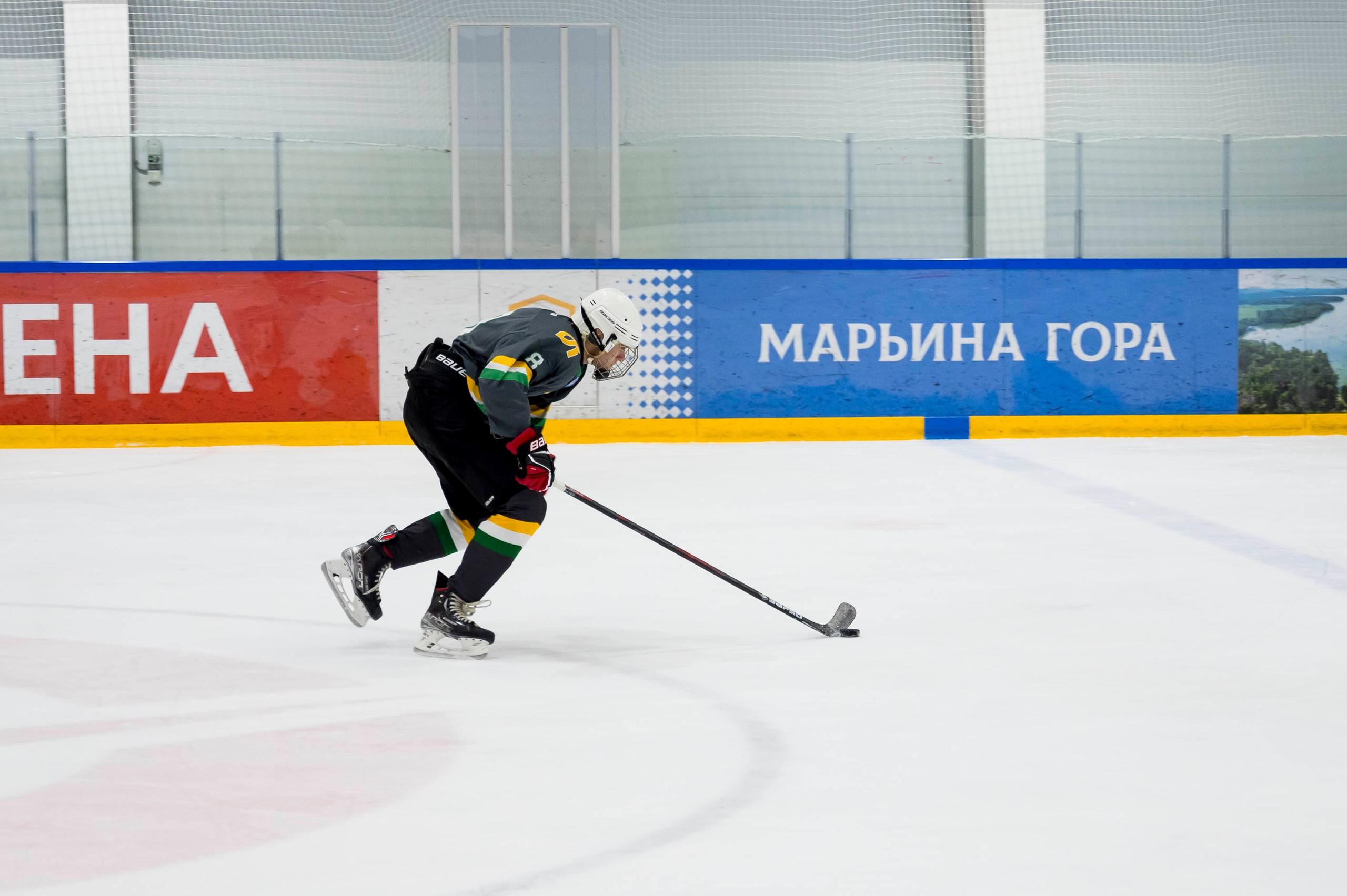 Хоккейный матч корпоративной команды Зарубежнефть. Репортажный фотограф и видеограф Слава Думчев. Тимбилдинги, отчетники, корпоративы