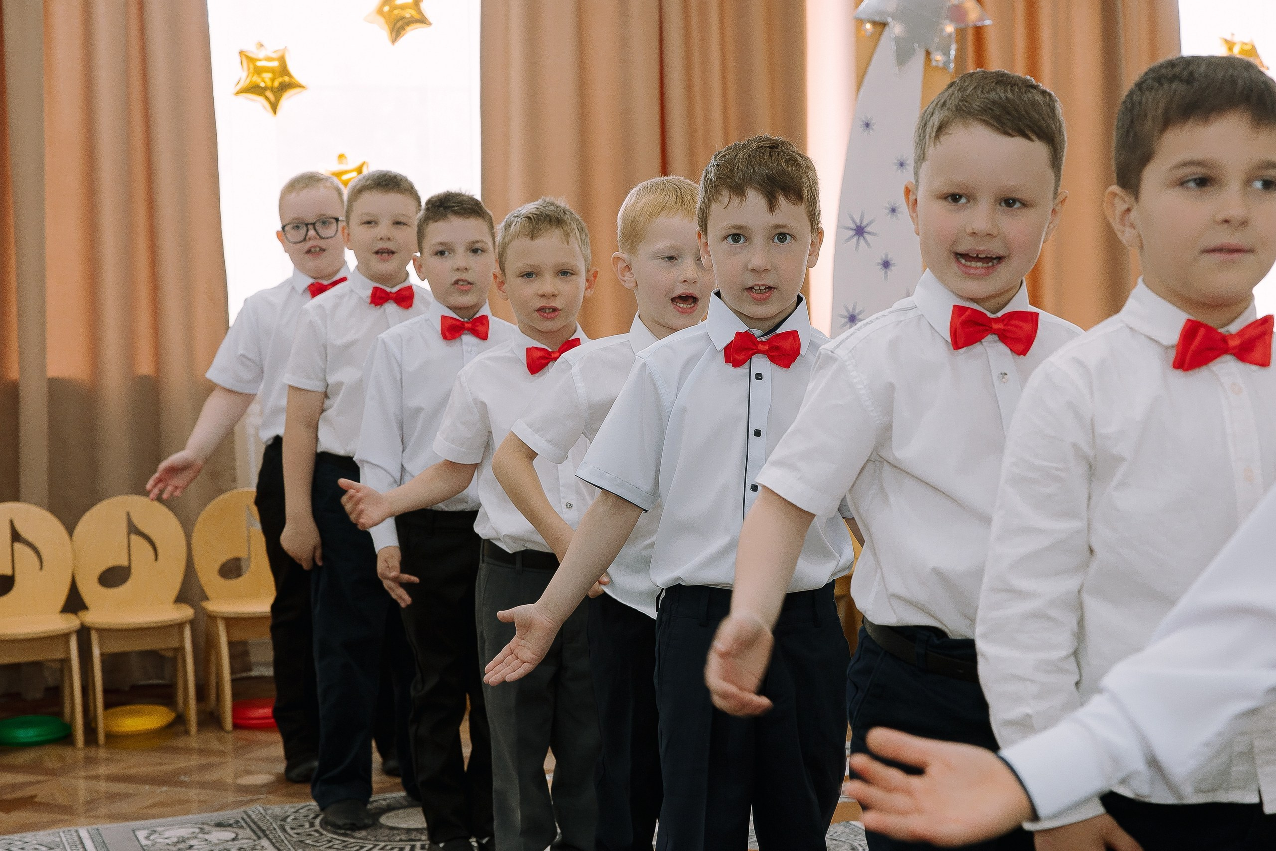 Выпускной в ДС 26. Выпускные альбомы Натальи Бутко: Новороссийск, Анапа, Геленджик