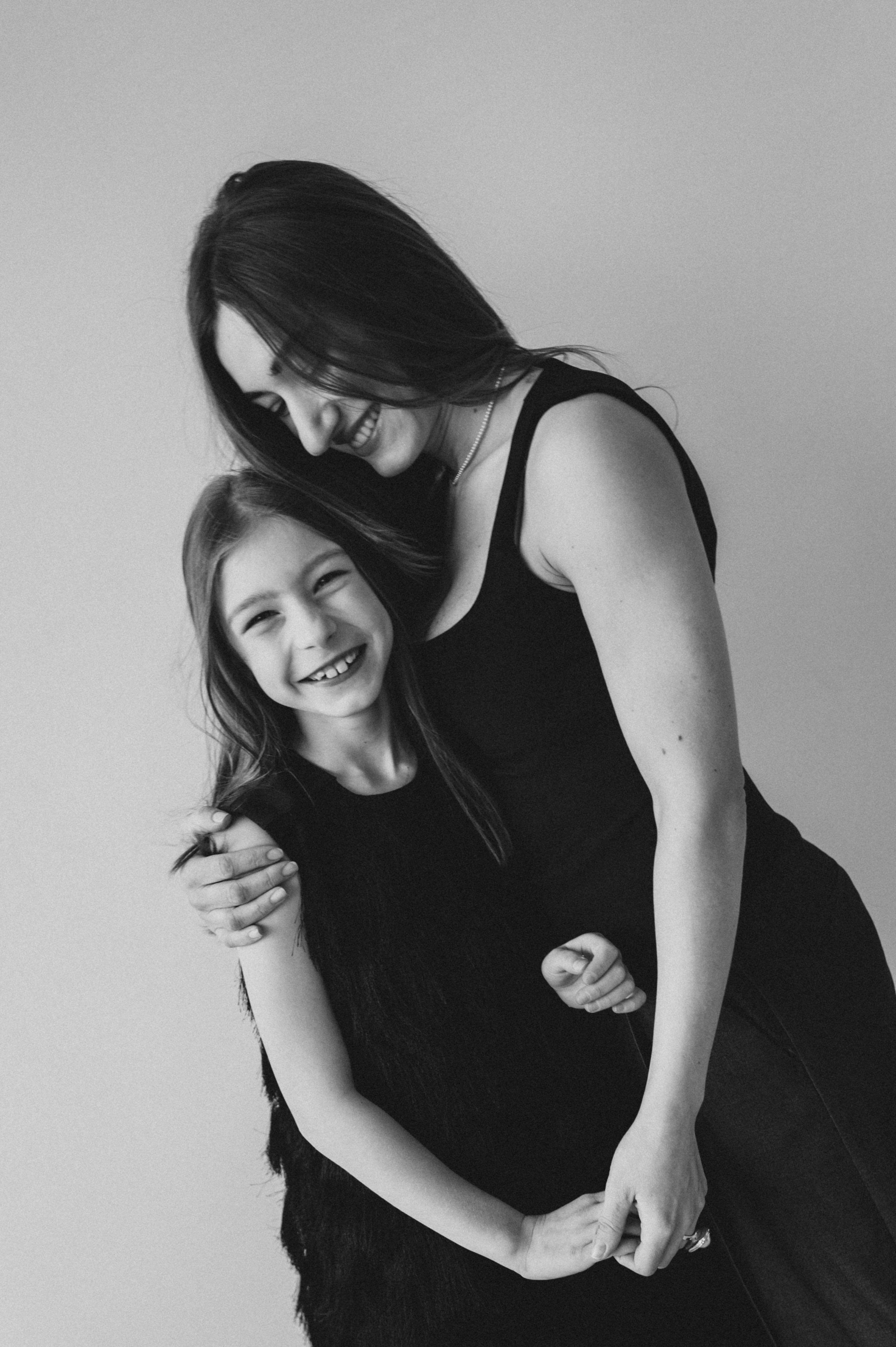 Нежные Вероника и Полина. Семейный фотограф в Минске Дарья Дреко