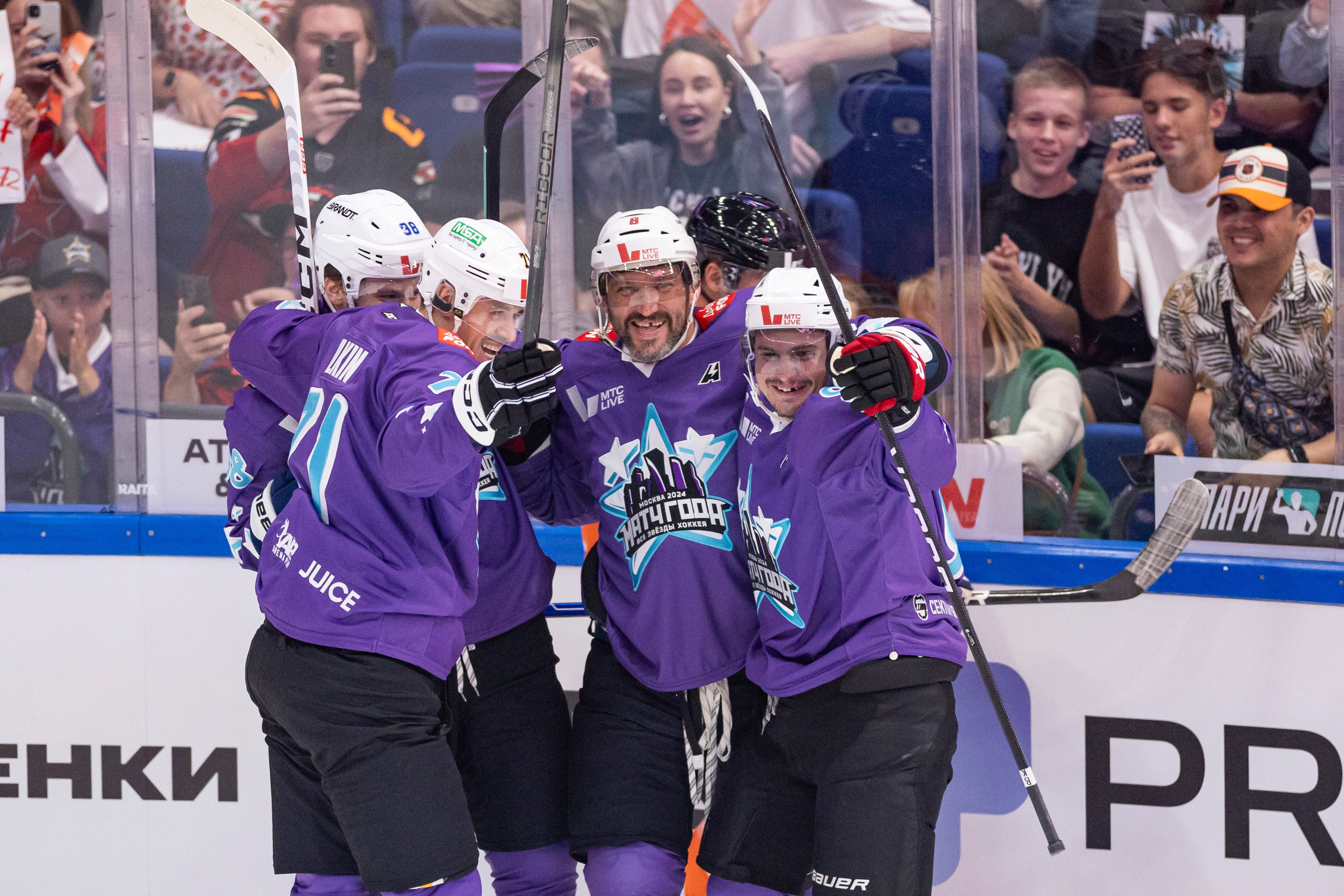 Матч года 2024: Игроки НХЛ против Игроков КХЛ. Спортивный репортажный фотограф Казань Нафис Сиразетдинов